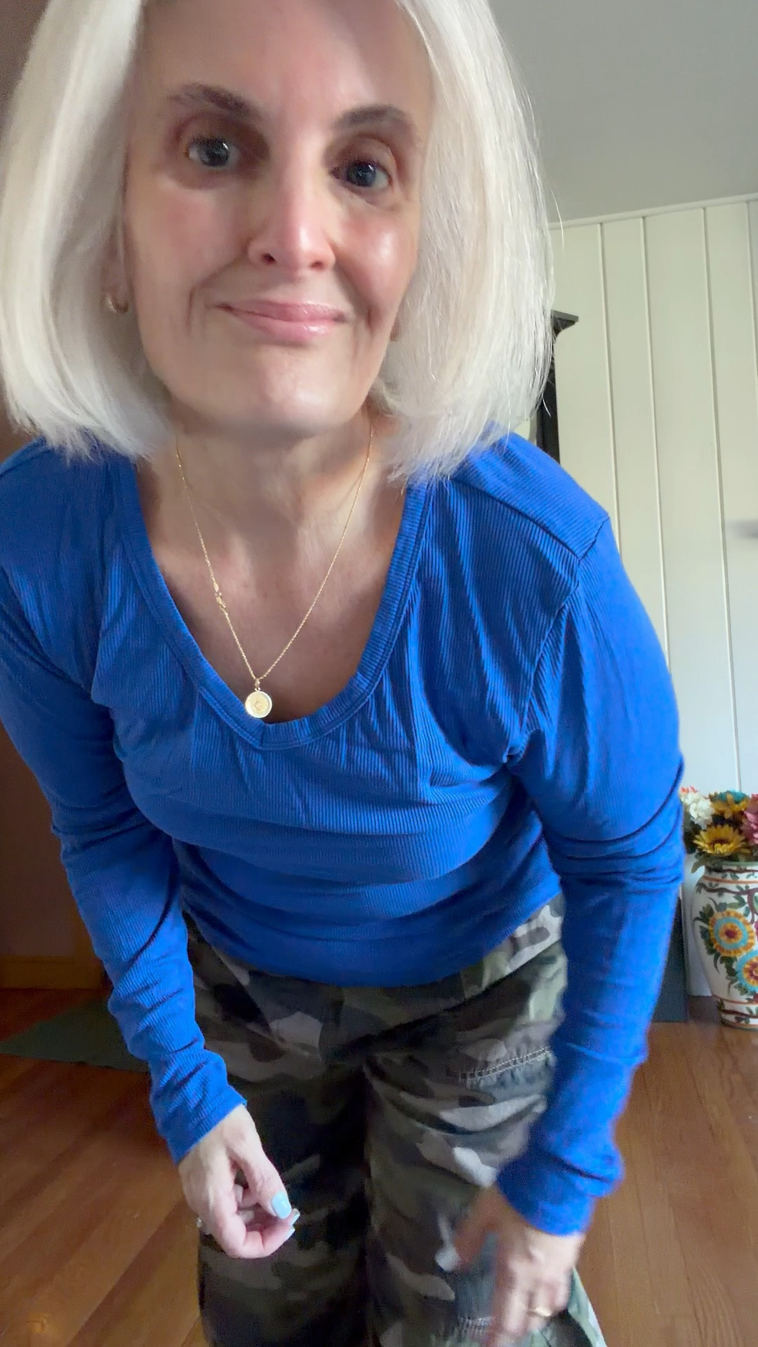 Camo twill pants w vans and ribbed tee 


#LTKMidsize #LTKOver40 #LTKPetite