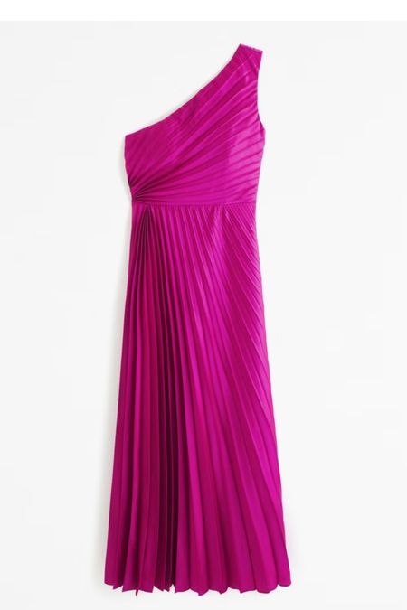 Stunning pink one shoulder dress. Perfect for a wedding guest. 

#LTKsalealert #LTKwedding #LTKparties