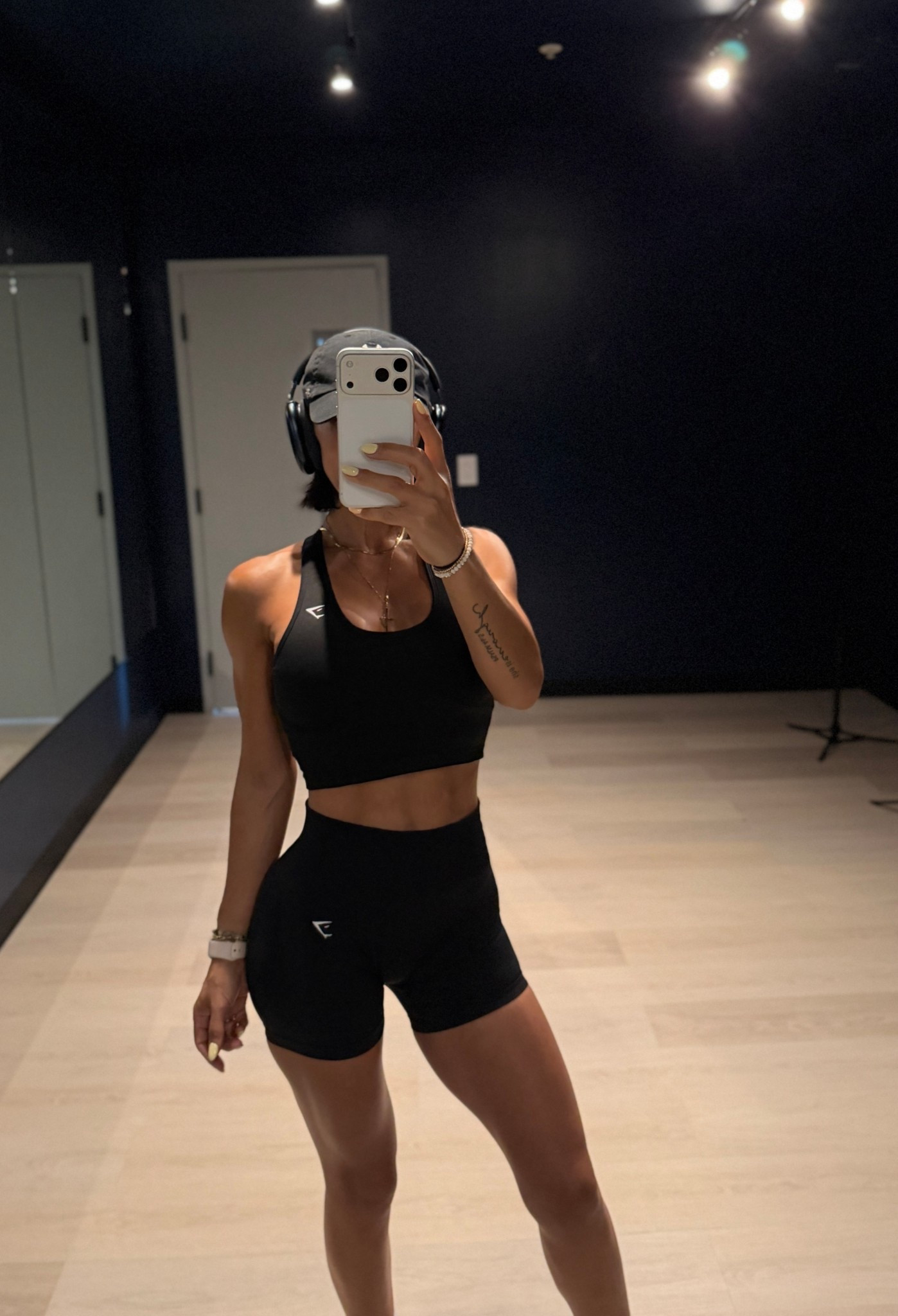 Gym fit of the day 

#LTKfitnessgoals #LTKootd #LTKActive