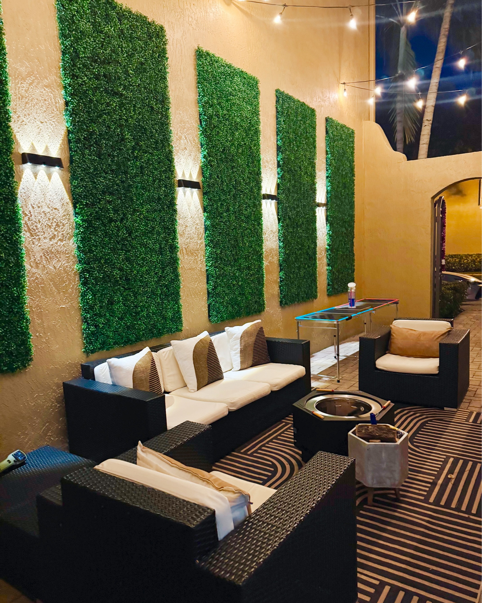 My little outdoor oasis is complete! 😍✨