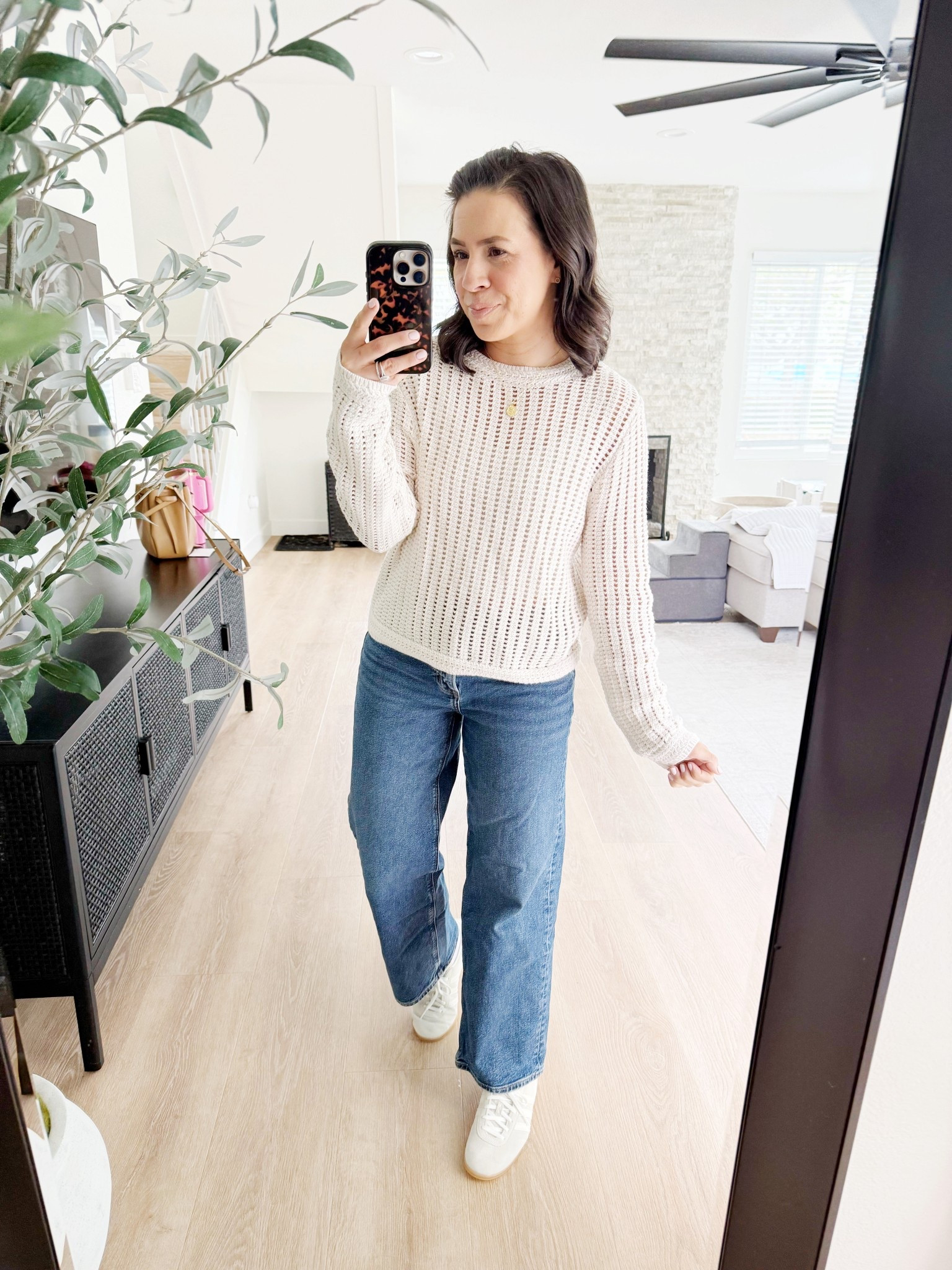 ootd 3.30.26

Sweater - small tts
Jeans - 2 short (sized down)

#LTKPetite #LTKootd #LTKOver40