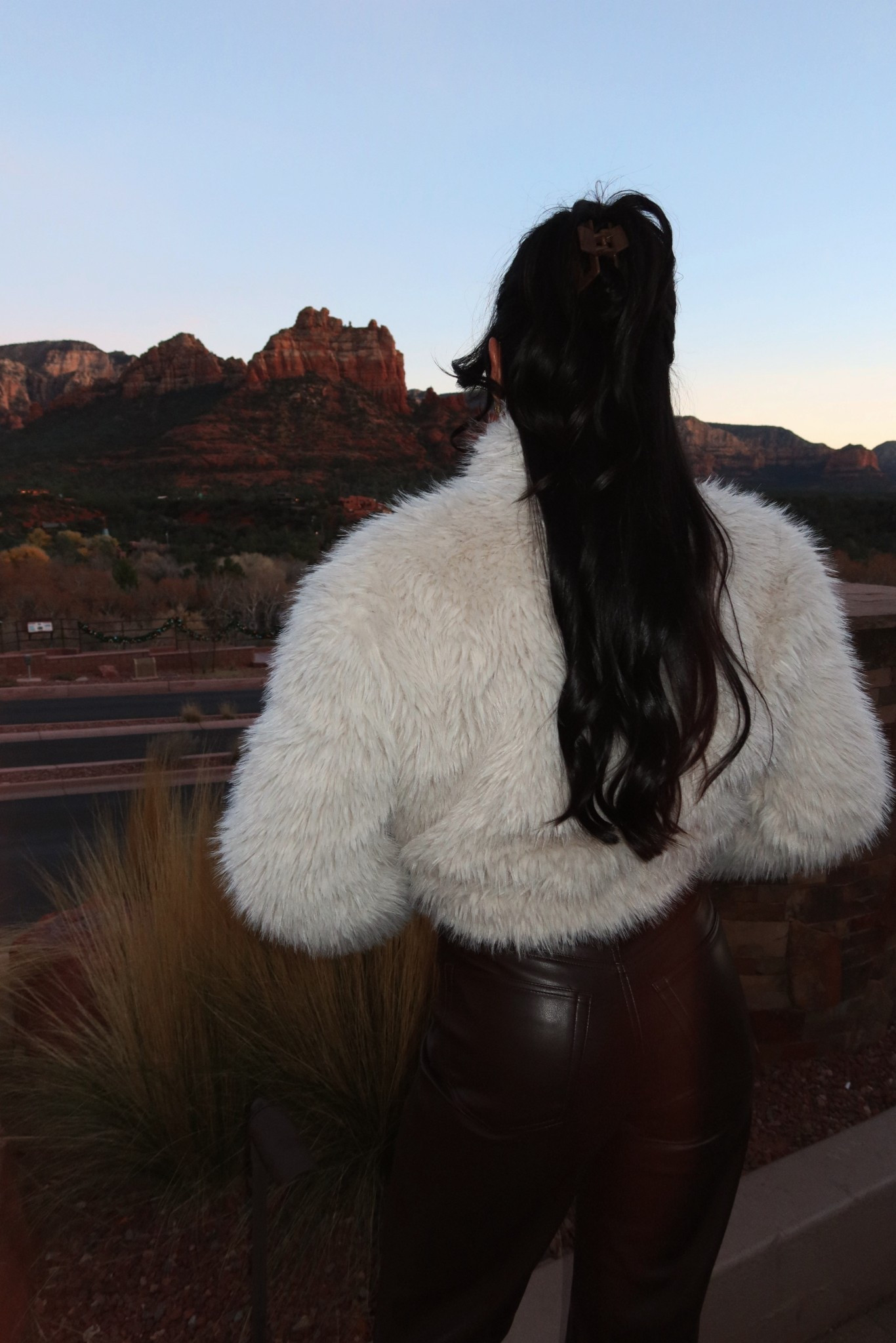 Night 1 in Sedona! Sharing details to my Amazon faux fur jacket and my Abercrombie faux leather pants (size 25) 

Winter outfit 
Under $100


#LTKootd #LTKgrwm #LTKHoliday