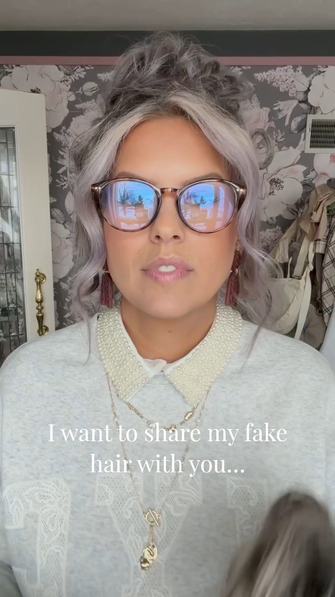 I want to share my fake hair with you… this little hair piece is so fun and adds a ton of volume to my buns. It comes in a ton of colors too! 

#LTKSaleAlert #LTKWorkwear #LTKBeauty