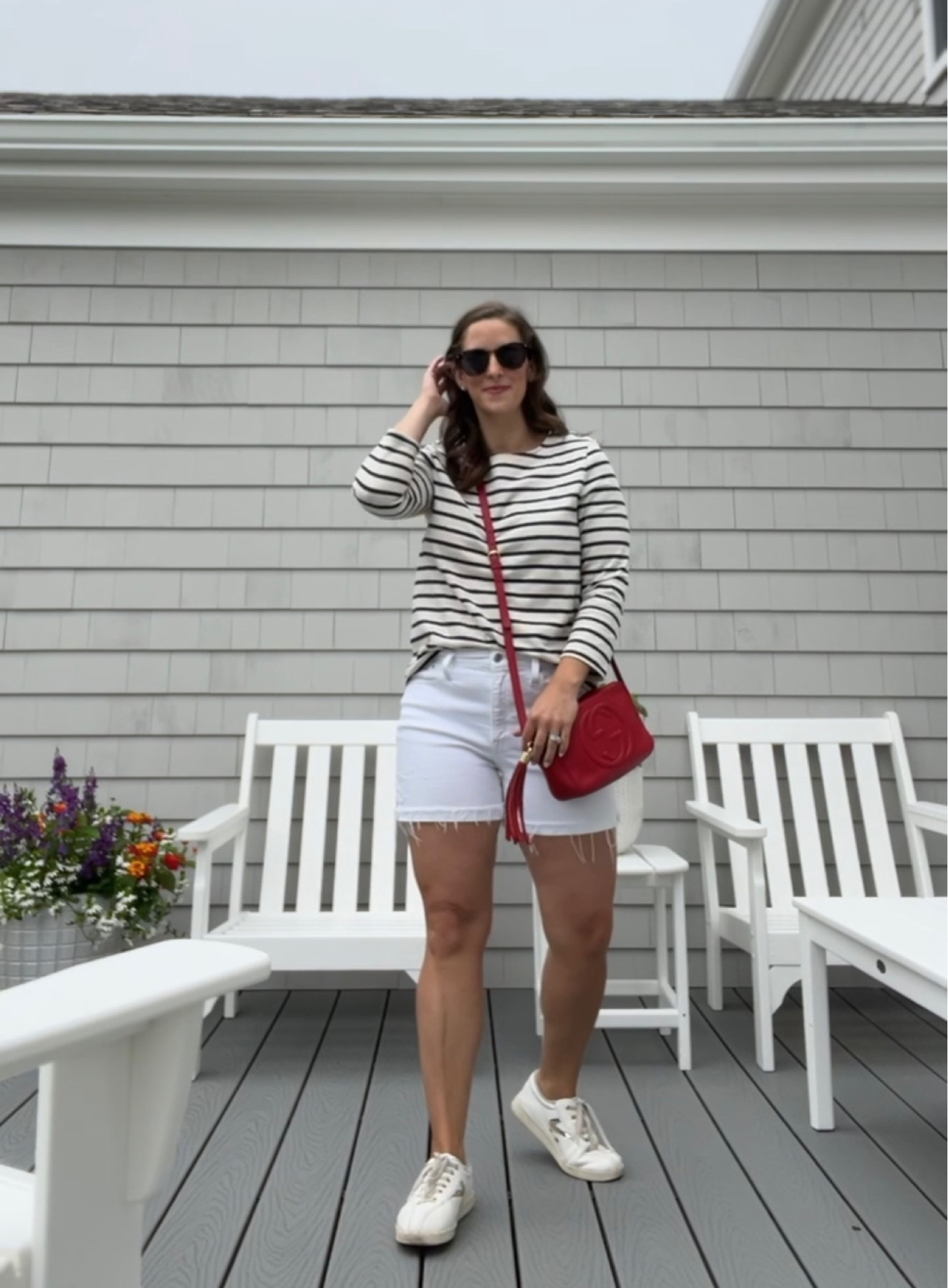 A few outfit checks from last week on the Cape! 🩵 Sézane top and J.Crew Jean shorts 