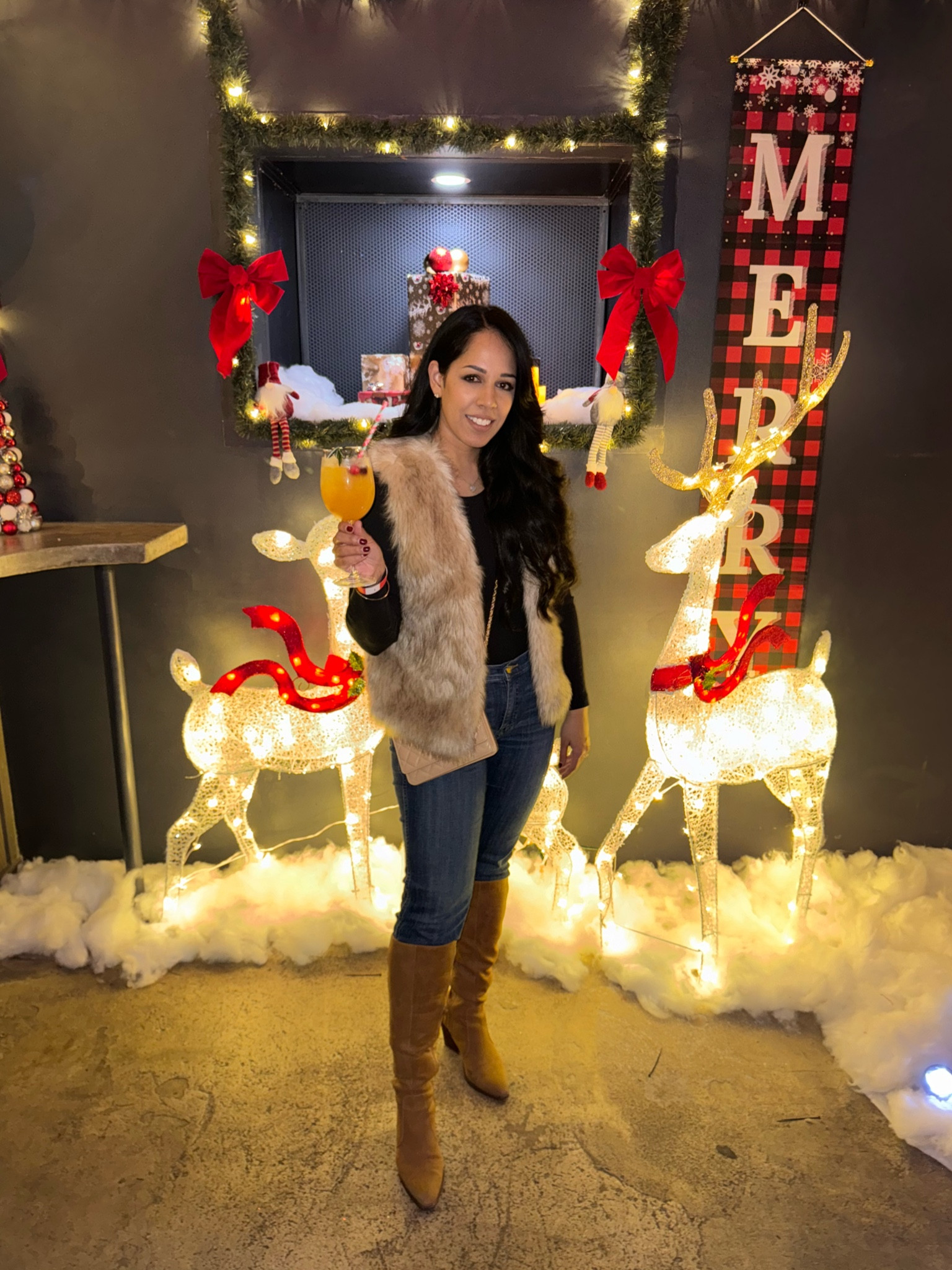 Casual holiday outfit idea ✨ #holidayoutfit #holidaystyle #casualstyle #christmasparty 

outfit inspo
over the knee boots
knee high boots
boot season
suede boots
holiday style
holiday fashion
holiday outfit
party style
party outfit
what to wear holiday party
christmas party style
fall fashion
fall style
fall outfit

#LTKHoliday #LTKParties