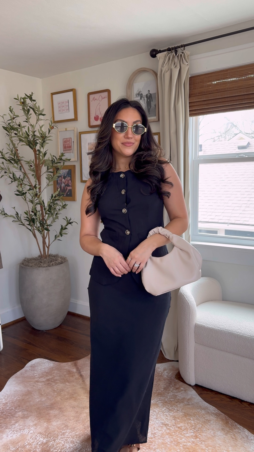 Paris outfit ideas!

Sizing:
Clothes- SMALL
shoes- 7.5

*exact blazer is from NA-KD

#LTKVideo #LTKeurope #LTKstyletip