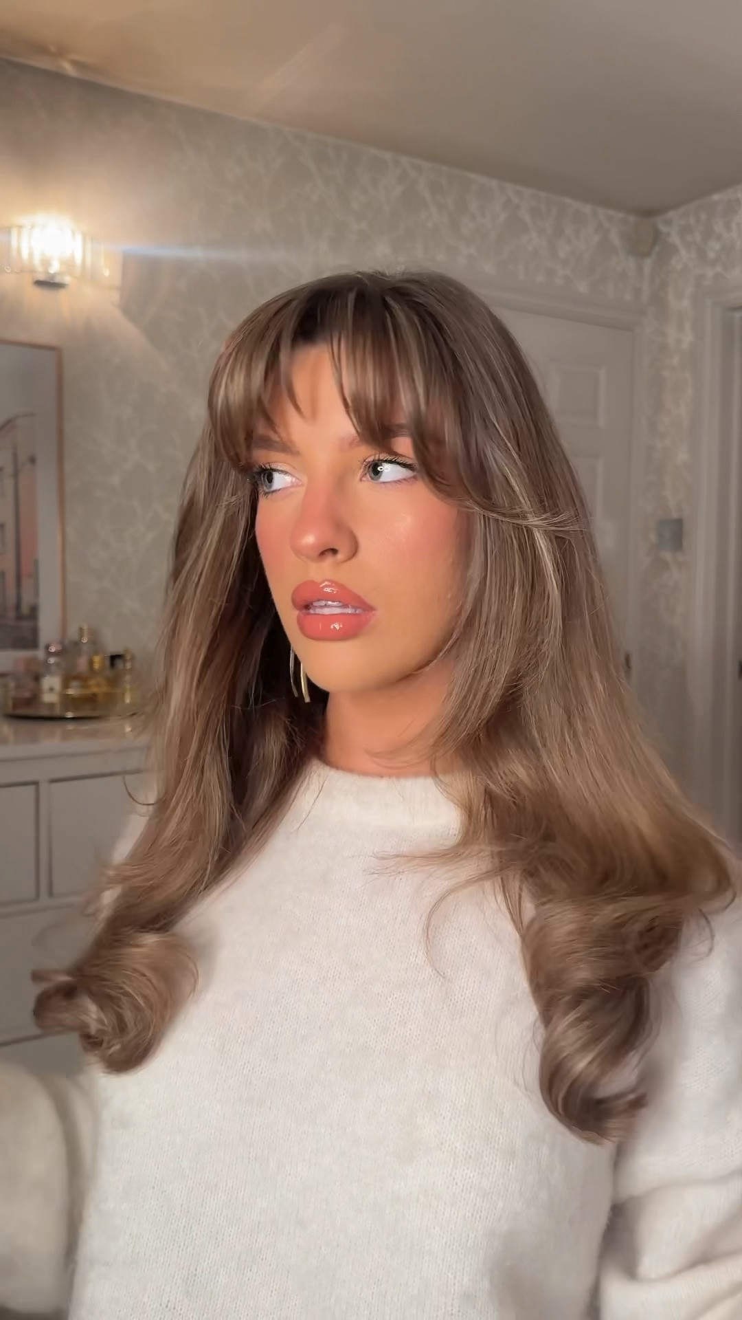 Winter glowy makeup ❄️

#LTKuk #LTKgiftguide #LTKwinter
