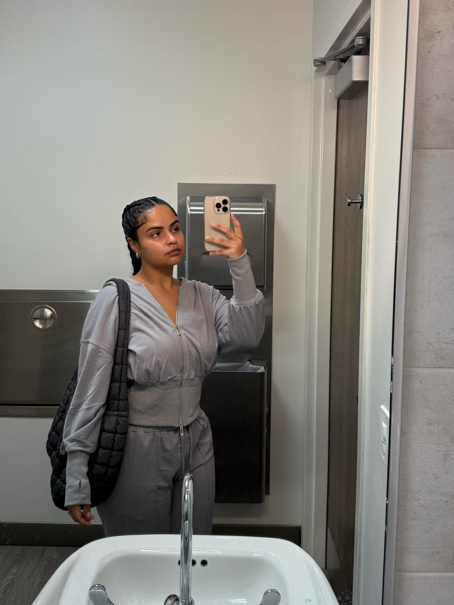 Comfy but cute 

#LTKMidsize #LTKStyleTip #LTKFindsUnder50