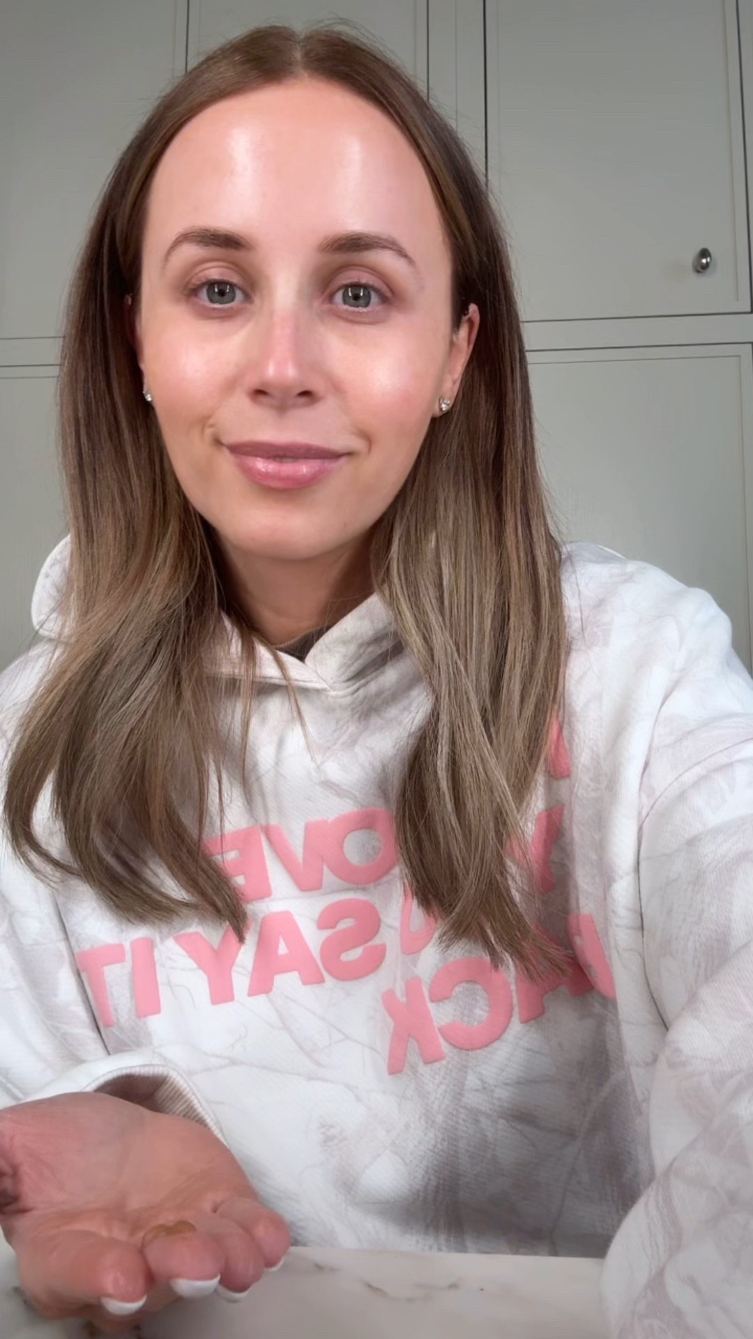 My top picks:

sculpt tape contour: warm bronze 

limited-edition the buffer brush

Key Largo glow bronzing drops: champagne glow 

park ave princess cream cheek palette: medium tan 

lights, camera, lashes 4-in-1 mascara

Maracuja juicy lip plump: peachy beige

 @tartecosmetics #Ad #TartePartner