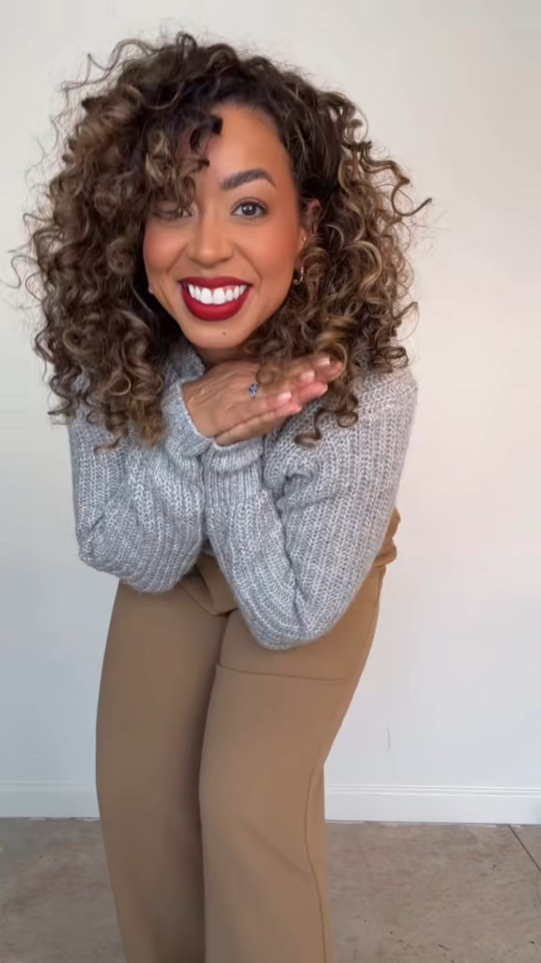 neutrals with a red lippie 💋

#LTKWorkwear #LTKootd #LTKgrwm