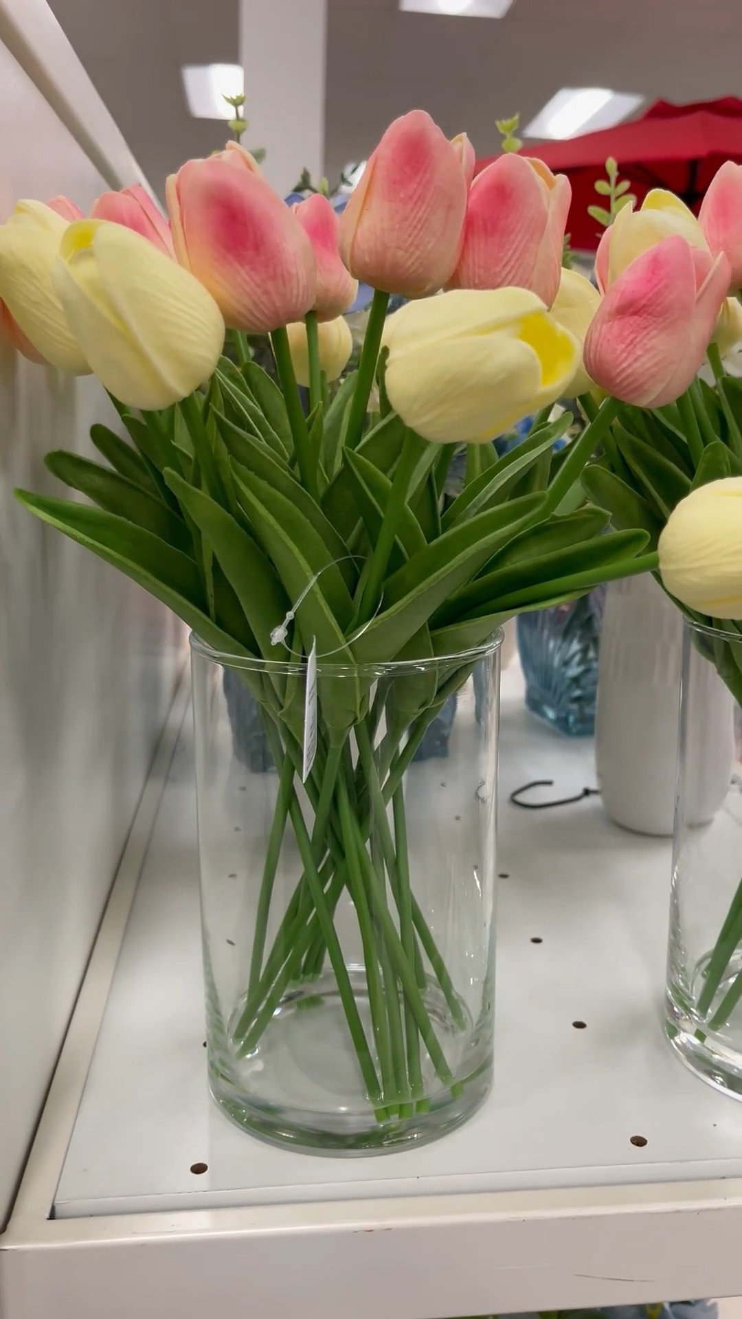 Love the look of these pretty faux tulips in a vase and they are on sale today at Kohl’s. 

An inexpensive addition to your spring summer pre wedding event decor.

#LTKHome #LTKSaleAlert #LTKWedding