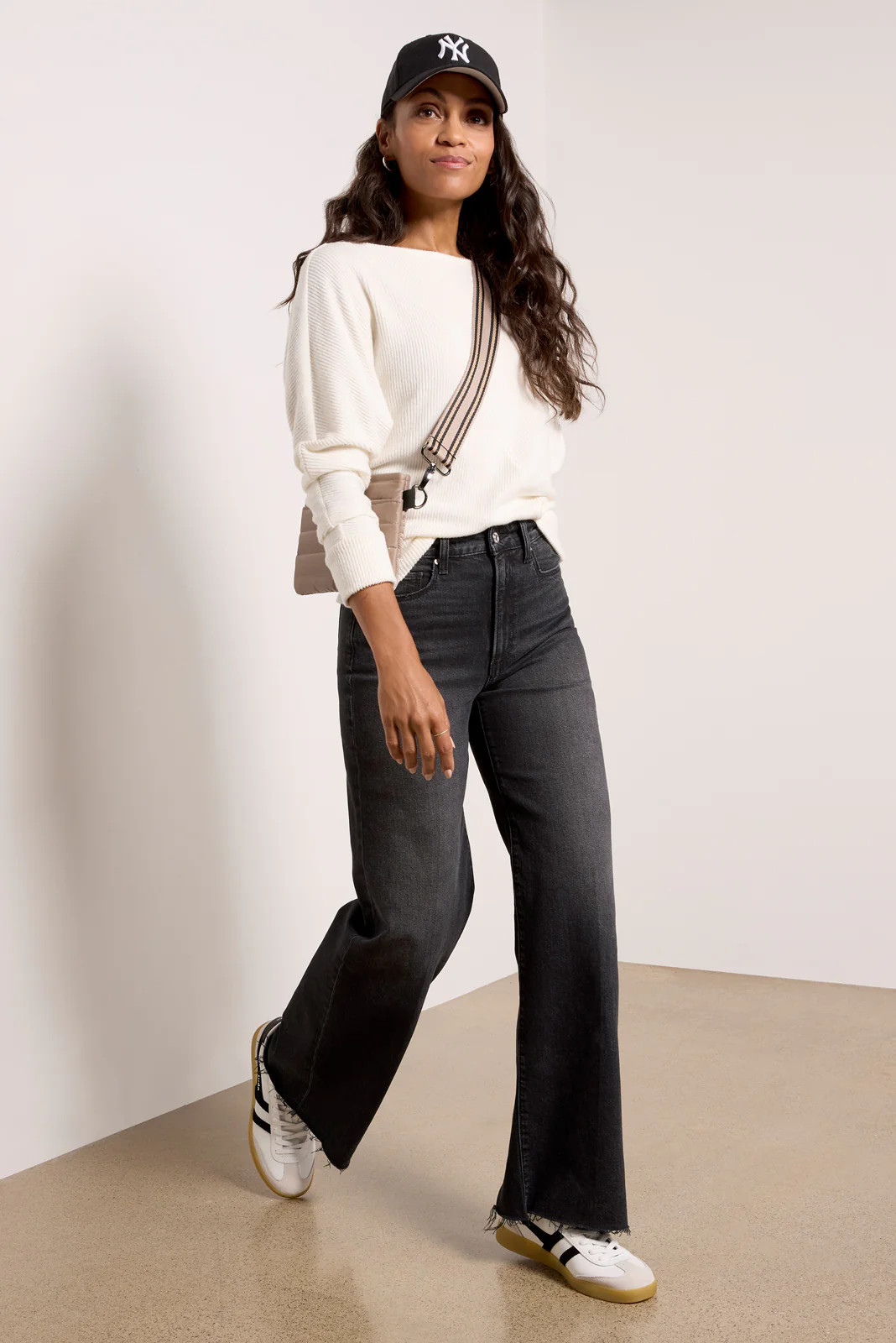 Anessa 31` w Raw Hem | Evereve