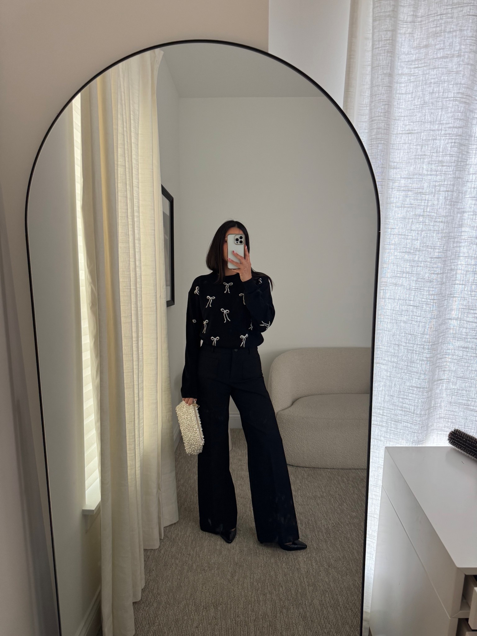 Prettiest cashmere bow blouse just an easy festive piece to wear all year. I am wearing an extra small.

#LTKHoliday #LTKmomlife #LTKGiftGuide