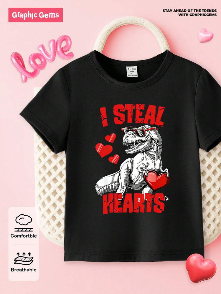 SHEIN Playful Pals Young Boy Valentine's Day Casual Fashion Creative Personalized Fresh Simple Dinosaur Heart Slogan Graphic Print Basic Short Sleeve T-Shirt, Comfortable, Suitable For Valentine's Day Atmosphere | SHEIN