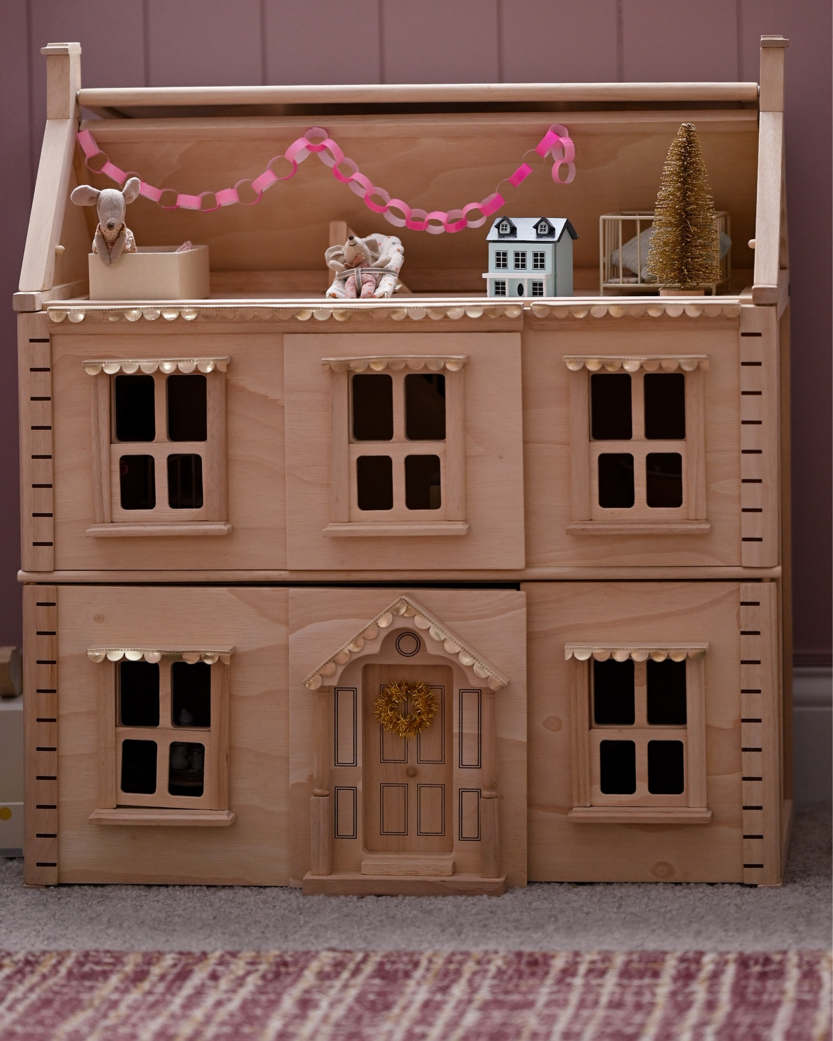 My daughter’s dollhouse is in stock at Target and Amazon and on sale! There’s a basement floor you can add to it that I’m getting her for Christmas that’s also on sale. 

Amazon’s price is the lowest right now.

#LTKSaleAlert #LTKKids #LTKGiftGuide