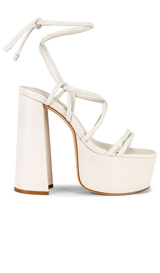 Shaely Platform Sandal in White | Revolve Clothing (Global)