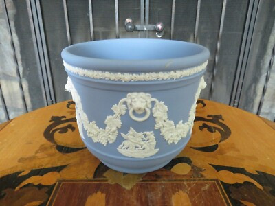 Vintage Wedgwood Pale Blue Jasperware Planter Pot Jardinière Lion Heads Cameos  | eBay | eBay US
