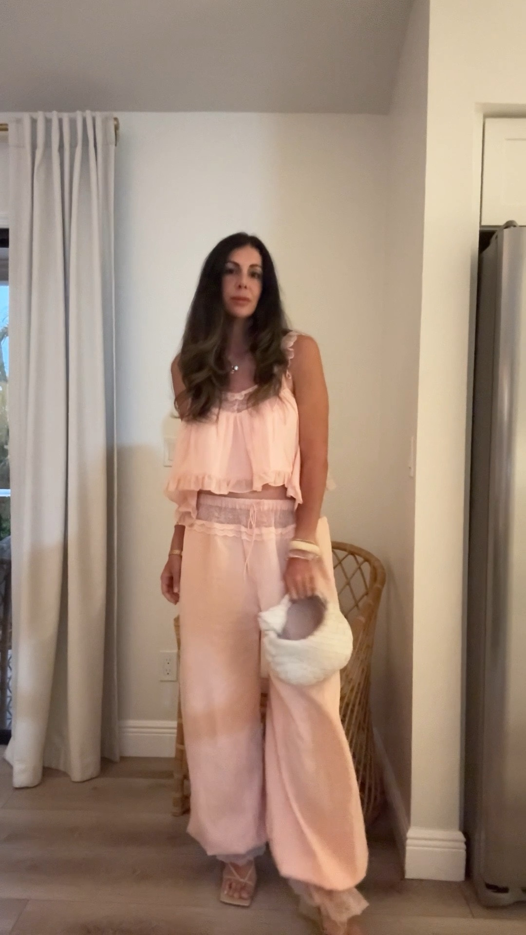 Balloon pants plus lace. The perfect spring set!

#LTKmomlife #LTKootd #LTKgrwm