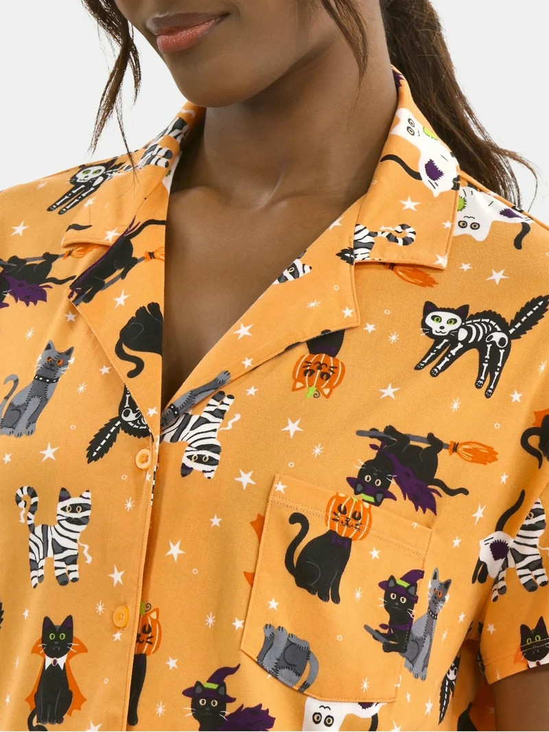 Halloween Women’s Printed Notched Top and Shorts Pajama Set from Way to Celebrate, 2-Piece, Siz... | Walmart (US)