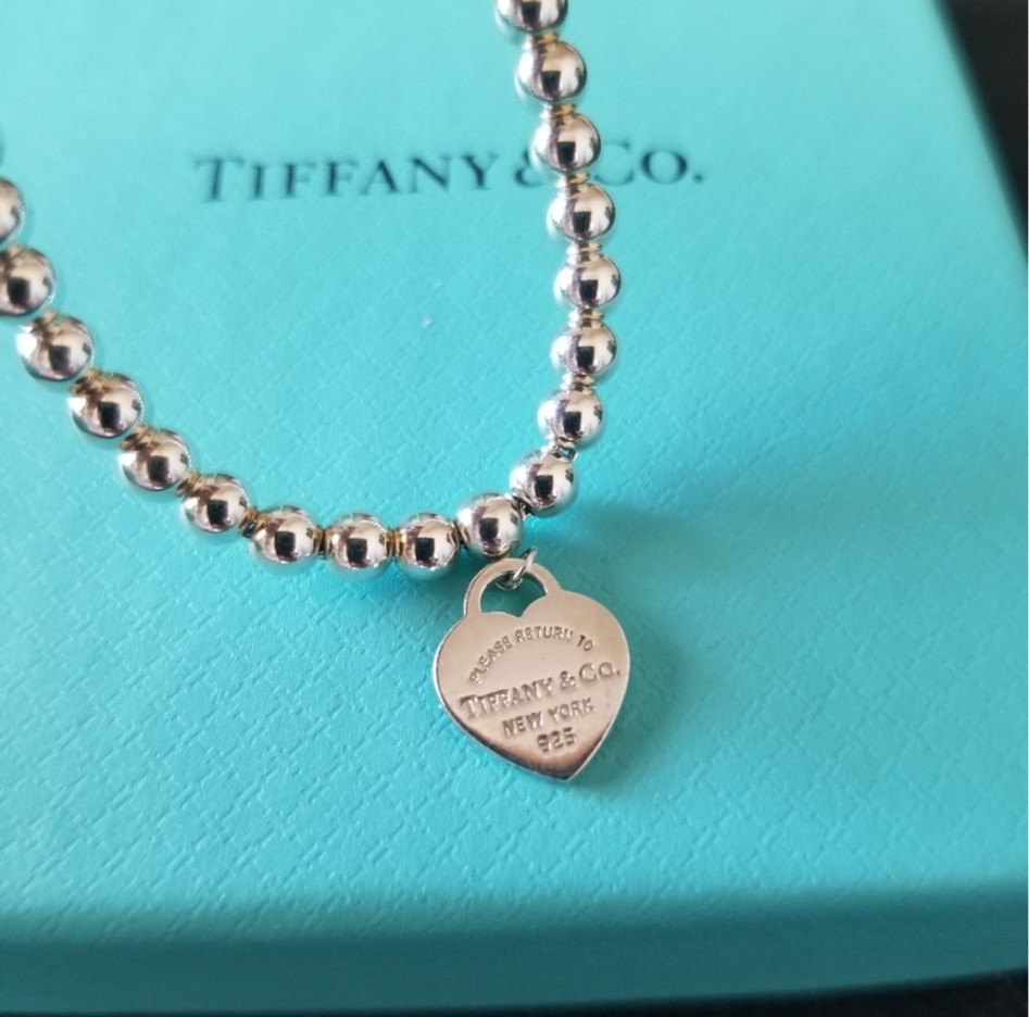 Tiffany bracelet & necklaces 🖤 under $20 https://bit.ly/3jpnscL #dhgate dhgate

#LTKFind #LTKSale #LTKunder50
