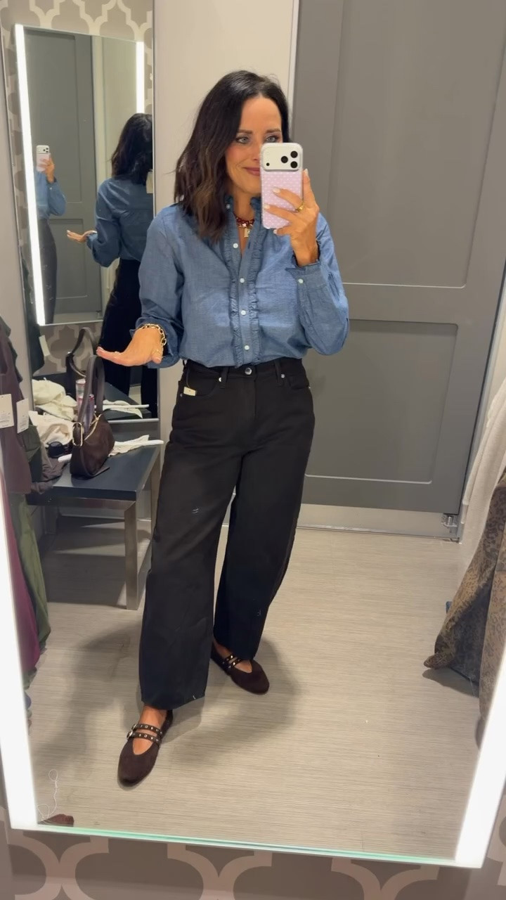 BOTH pieces are 40% OFF right now!! Looks so $$$ without the price tag! Such a classic outfit where the pieces can be styled a ton of ways!👏🏻

@Target 

#targetfinds