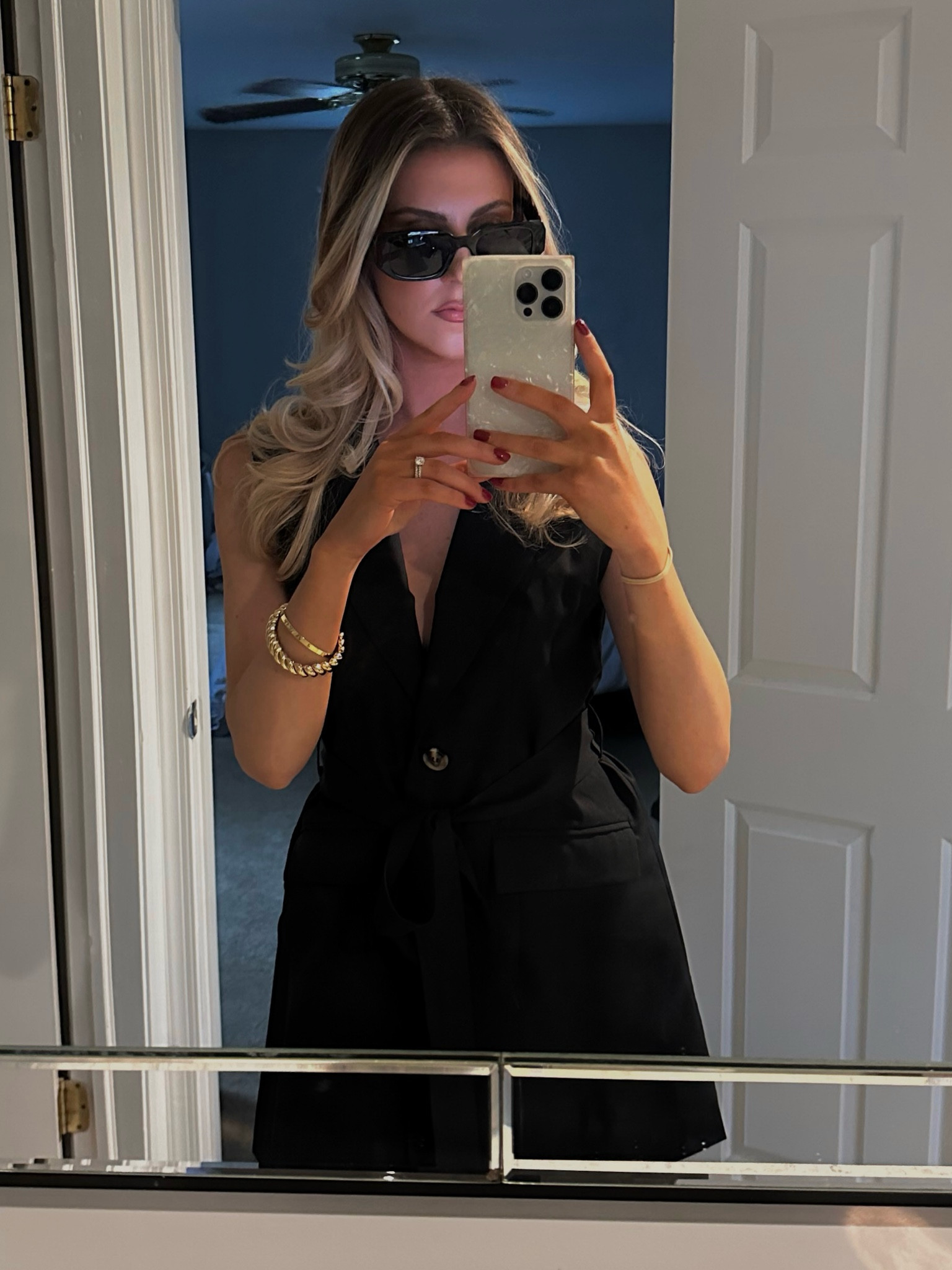 Amazon Finds, Black vest dress, black deep v mini dress, gold jewelry, chunky gold jewelry, all black outfits, collared mini dress 🖤

#LTKfindsunder50 #LTKSeasonal #LTKsalealert