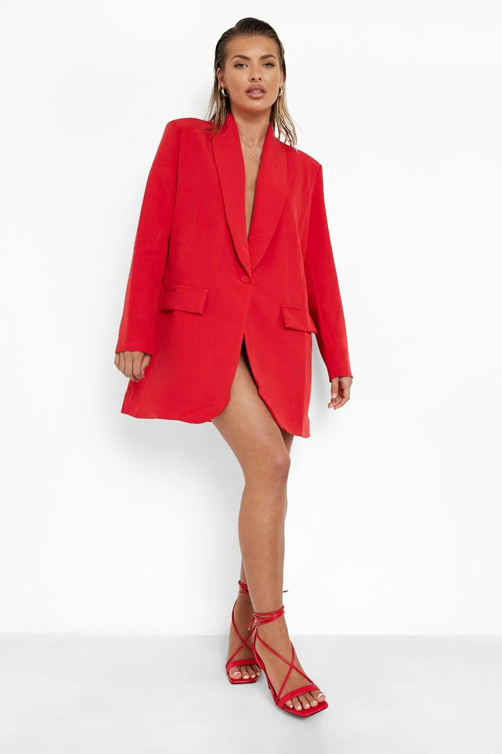 Shoulder Pad Plunge Oversized Blazer | boohoo (US & Canada)