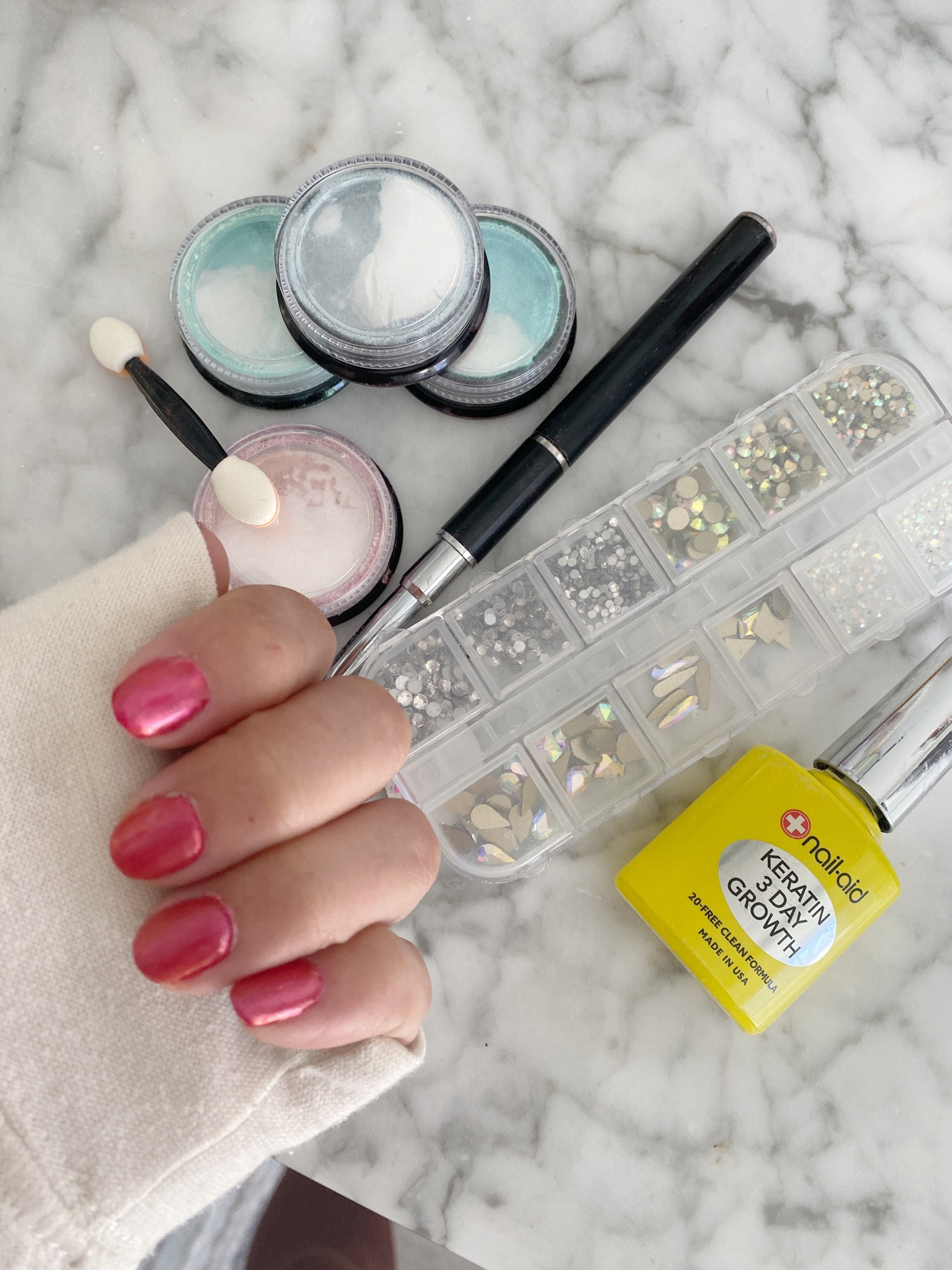 Chrome nail powder 4 for $7 Amazon.

#LTKsalealert #LTKbeauty #LTKSale