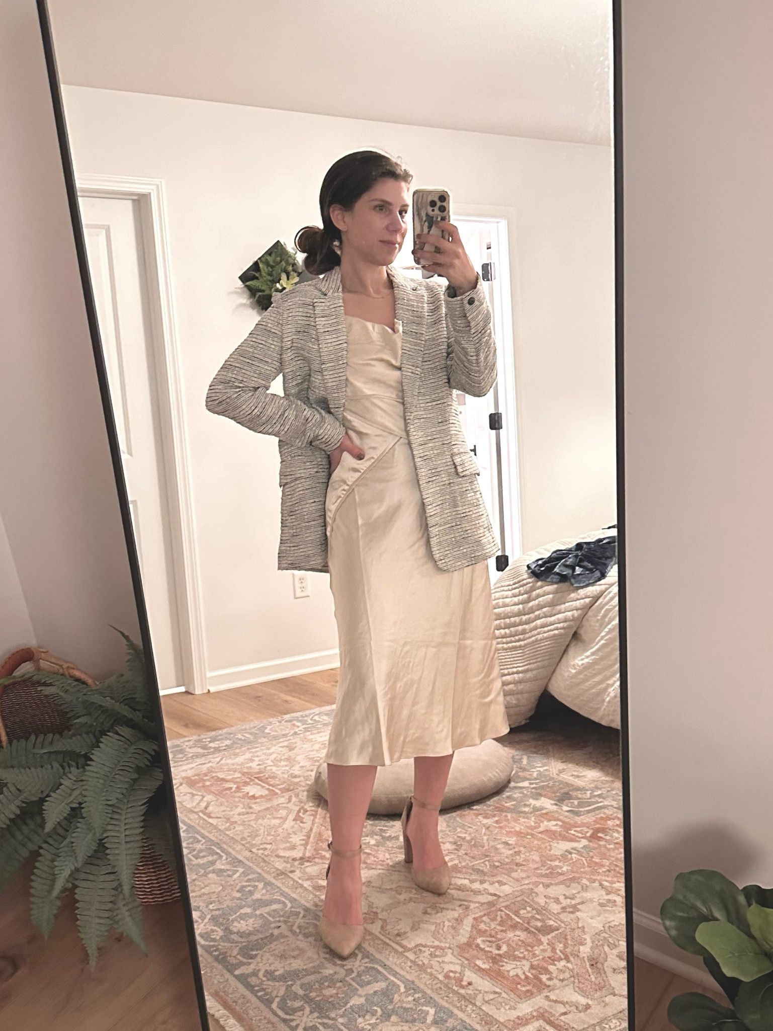 This dress is only $22 now with code EXTRA50 on Vici right now!! Great cream satin slip dress that can be layered in the cold season 👌🏼🍂
#falldress #falloutfit #blazer #workwear #churchoutfit

#LTKstyletip #LTKfindsunder50 #LTKsalealert