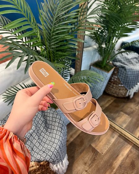 Love these pinky neutral FitFlop sandals for summer! Summer sandals 

#LTKstyletip #LTKSeasonal #LTKshoecrush
