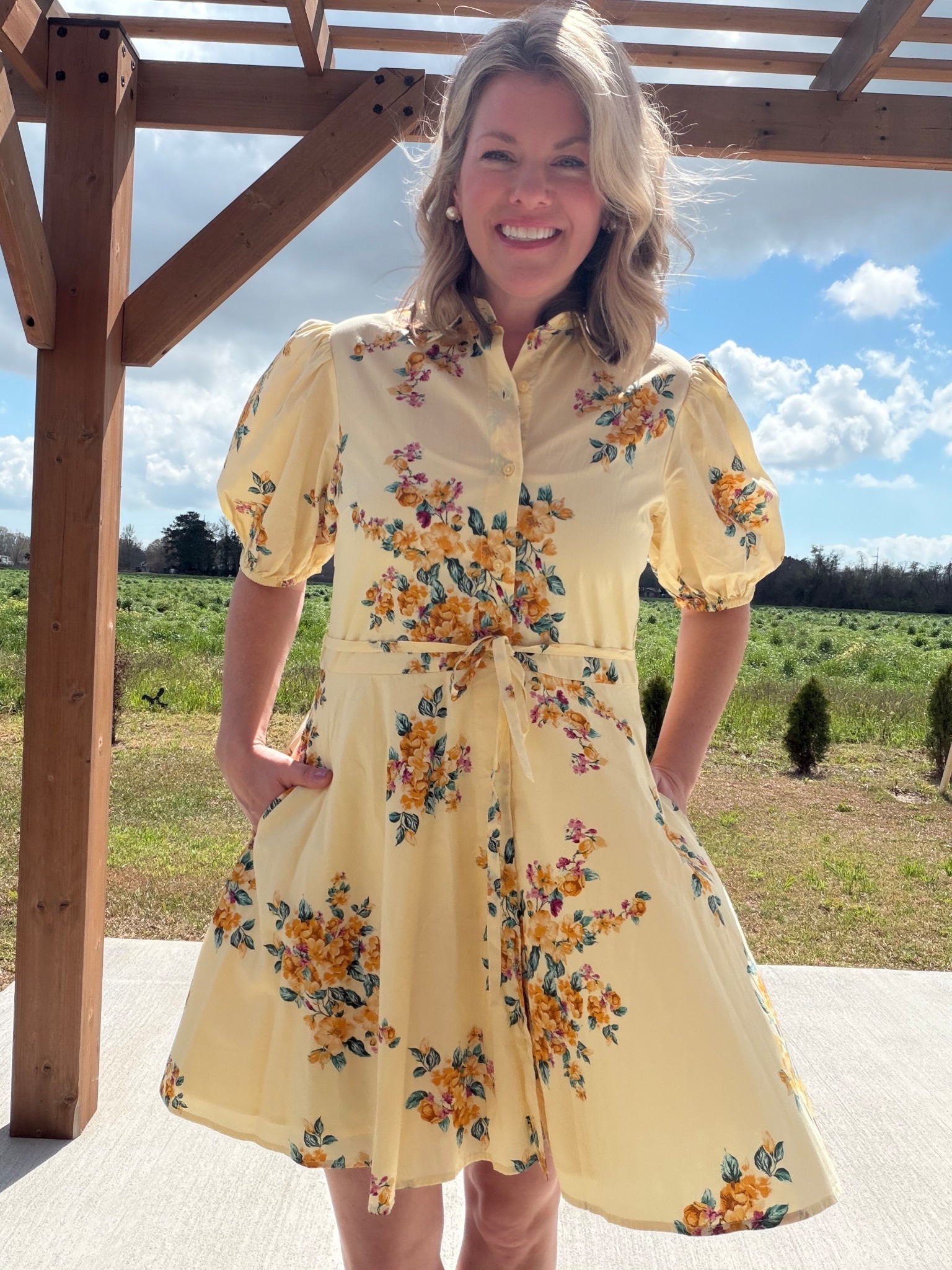 Beautiful spring dress from Target, with pockets !

#LTKSpringSale #LTKOver40 #LTKSeasonal