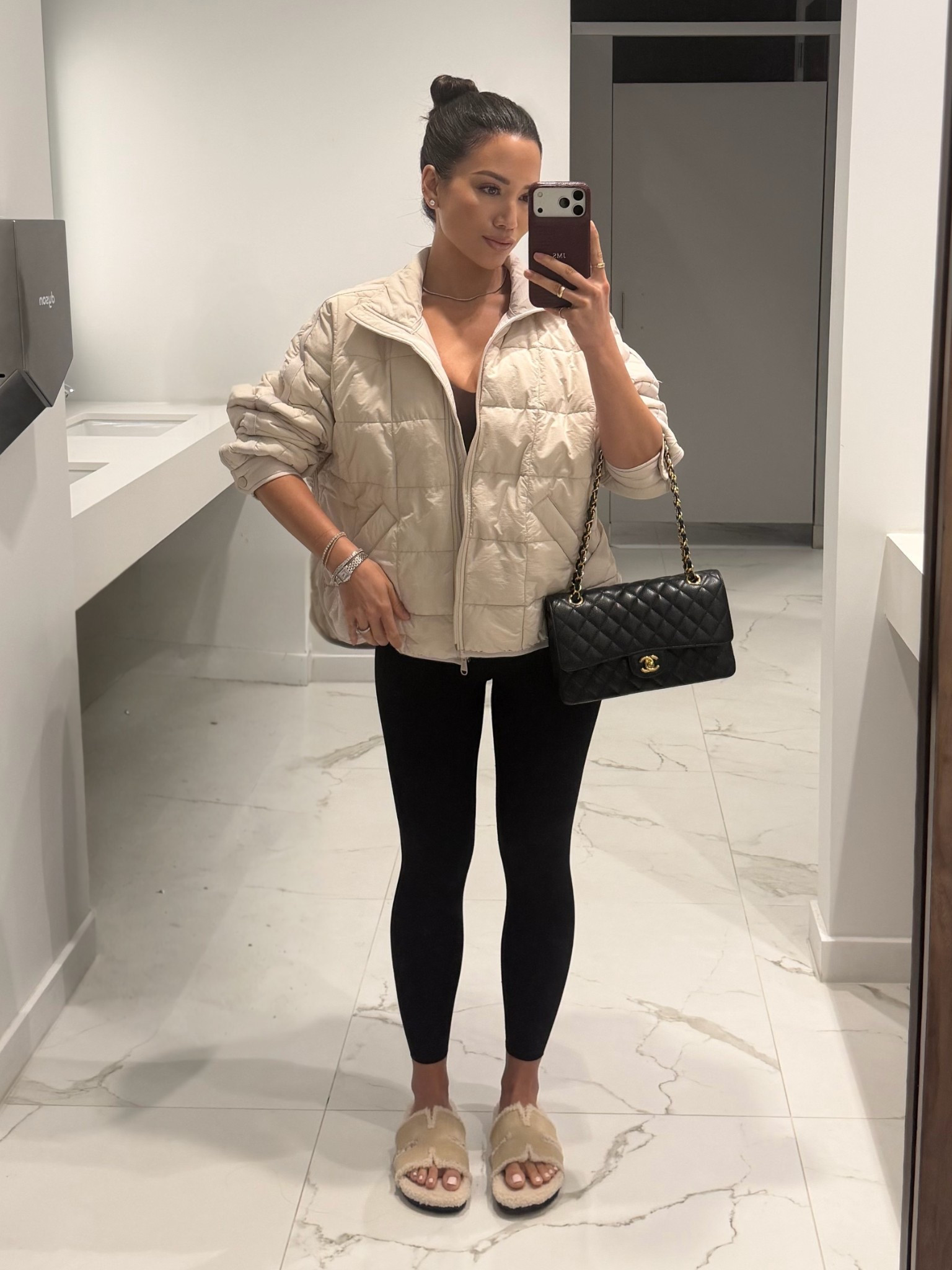 School drop off cozy look 🤍

#LTKmomlife #LTKdayinmylife #LTKootd