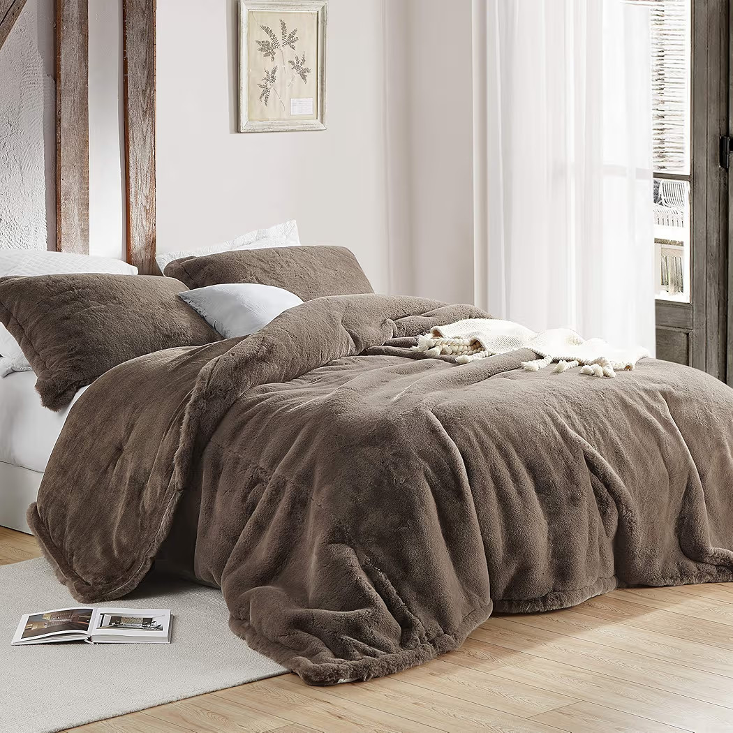 Chunky Bunny - Coma Inducer Oversized Queen Comforter - Velveteen Brown | Amazon (US)