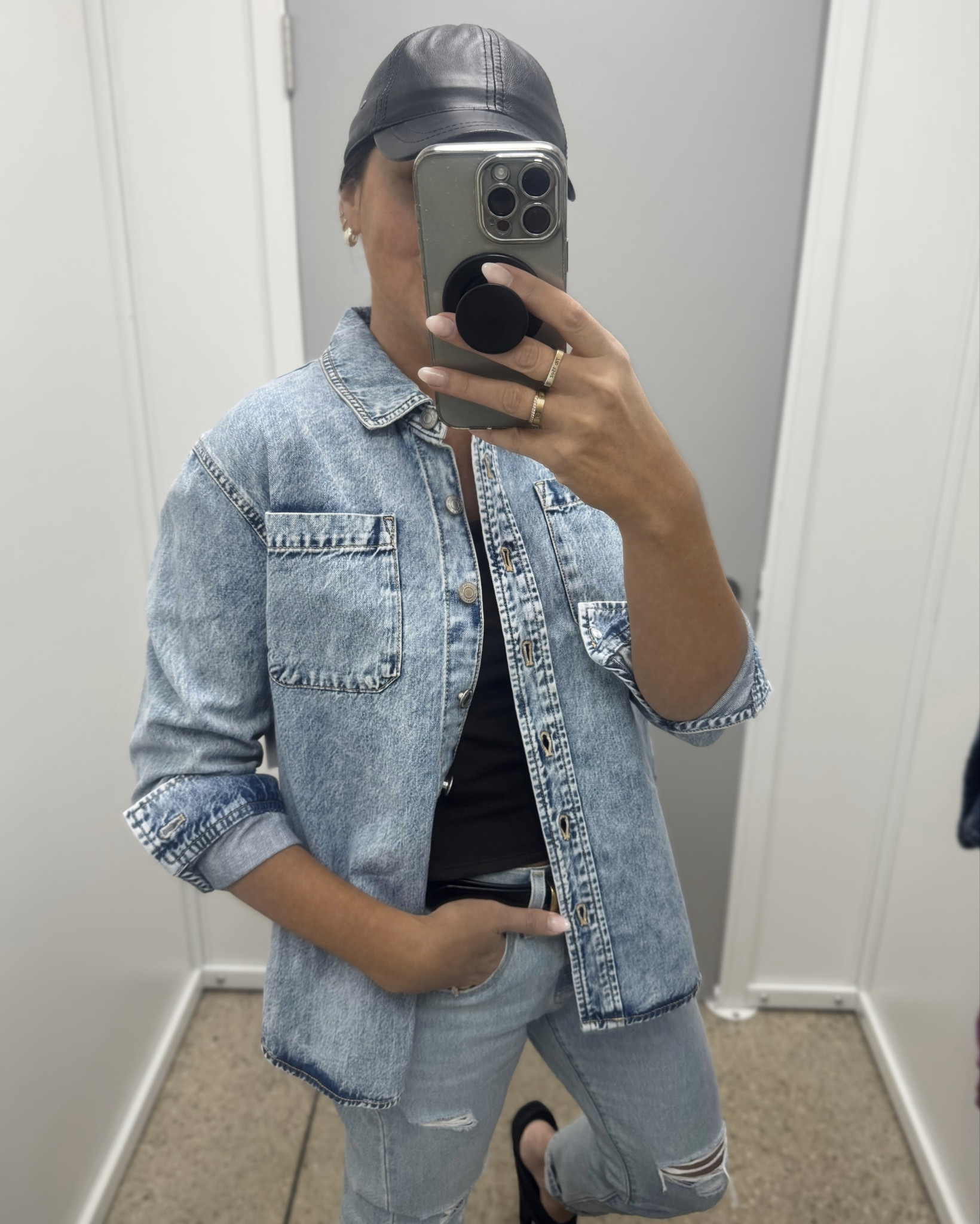 Just some cute Walmart tops!

- wearing an XS in the chambray “jacket" (thicker than your usual chambray. More like a jacket. Runs large; sleeves are short on me but I always roll my sleeves anyway!)
- wearing a small in the black tank (4 colors; ruched and long!)
- wearing a medium in the dark chambray top (could maybe size up but forgot to grab a size up to try on so went with a medium 😆)— I love the little detail on the shoulders. This would be a perfect Nashville top!
- wearing an XS in the black tank, just bc of what was available, but would prefer a small! 4 colors; going to order it in white! Great top for transitioning into fall. Love the burnt orange too!

Walmart finds

#LTKFindsUnder50 #LTKStyleTip