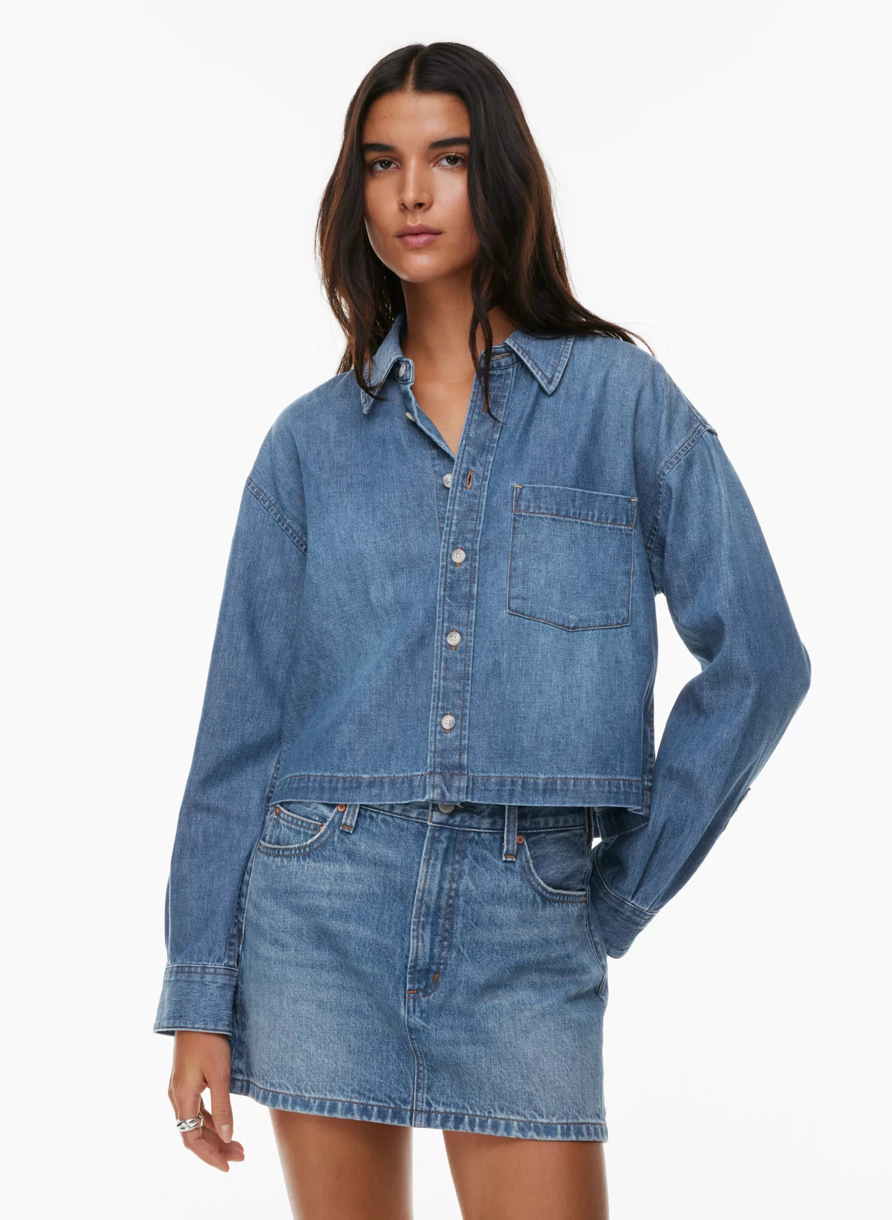 THE ‘90S CARLA OVERSIZED DENIM SHIRT | Aritzia