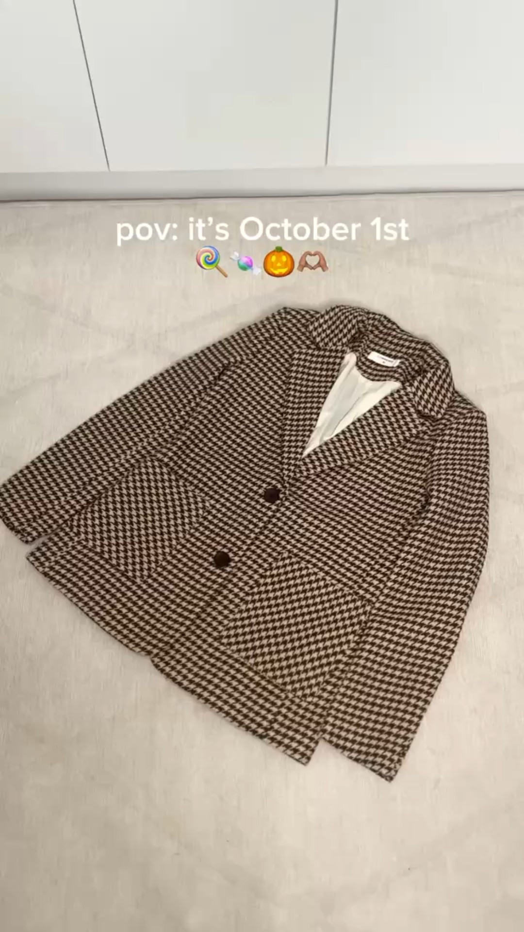 Such a nice Fall look . Pants are amazing , wearing a 25 s , jacket a sm
#fallinspo #fallblazer #suedepants  

#LTKSeasonal #LTKStyleTip #LTKPetite