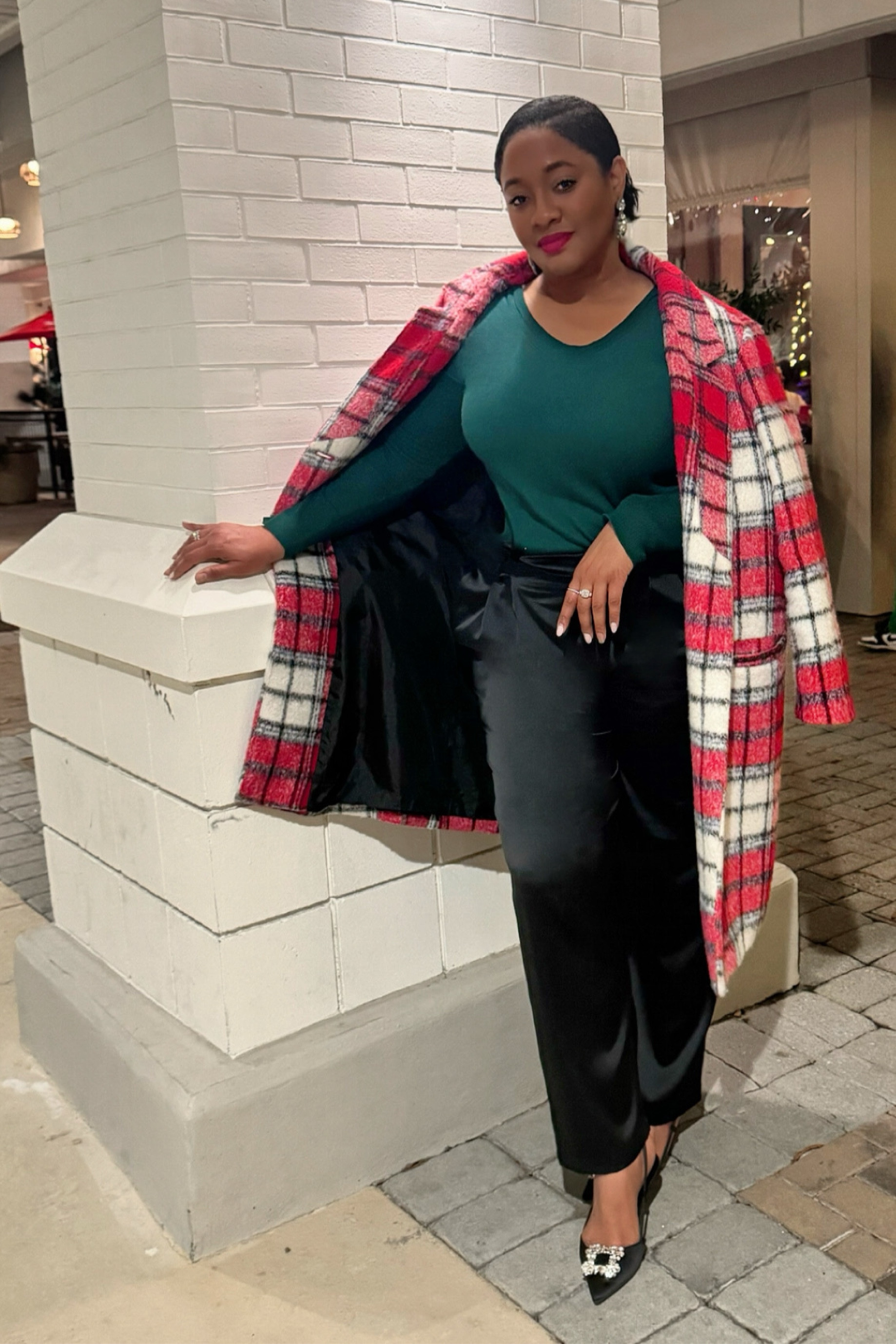 Holiday outfit 🎄❤️

#LTKShoeCrush #LTKOver40 #LTKHoliday