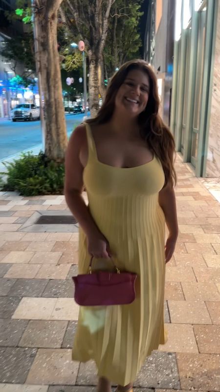 How to lose a guy in 10 days - dress is size XL