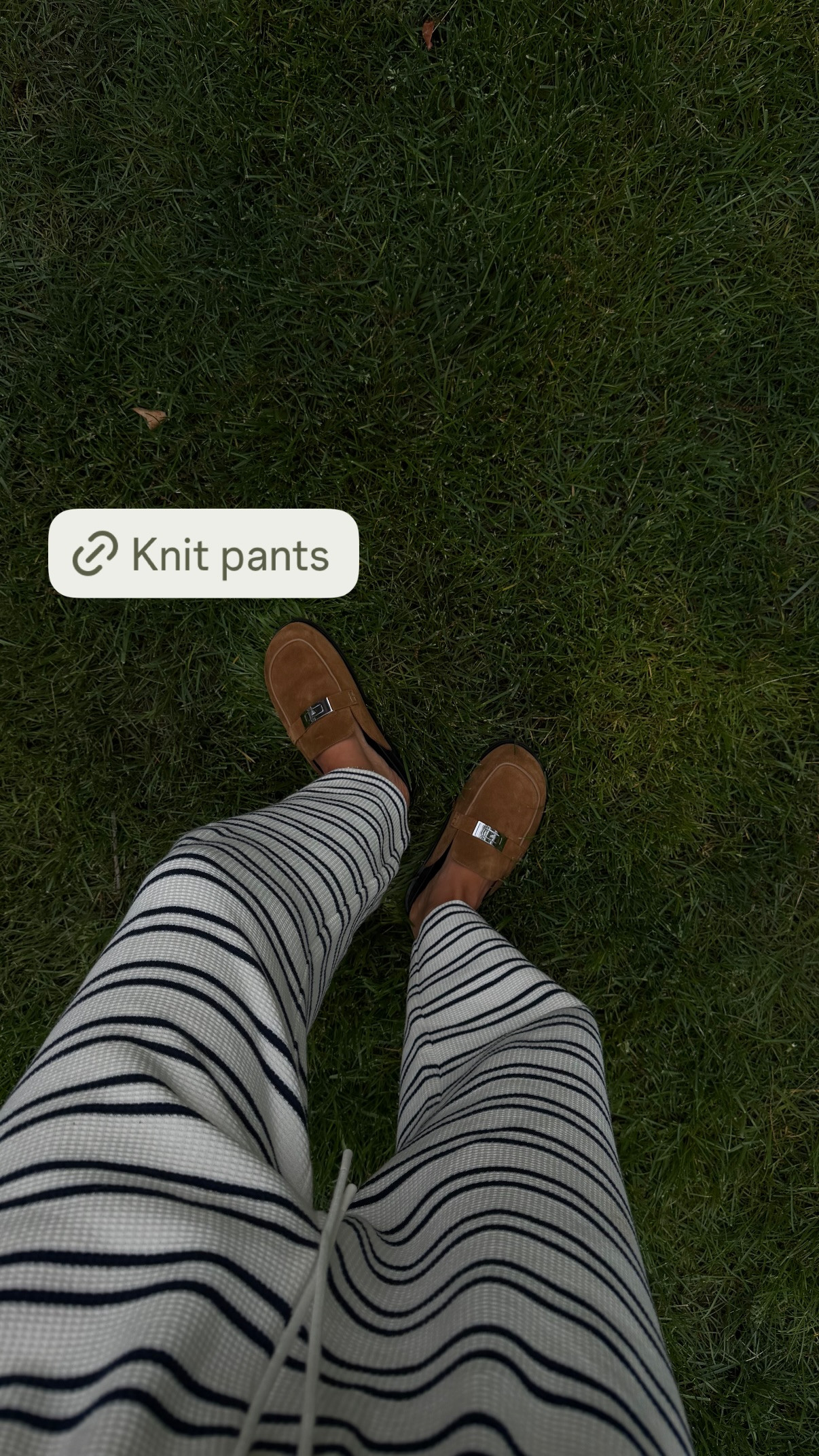 Cozy pants & shoes combo 

 