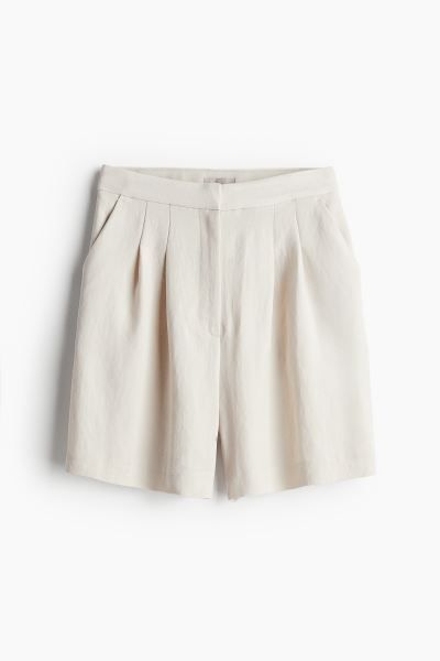 Knee-length shorts | H&M (UK, MY, IN, SG, PH, TW, HK)