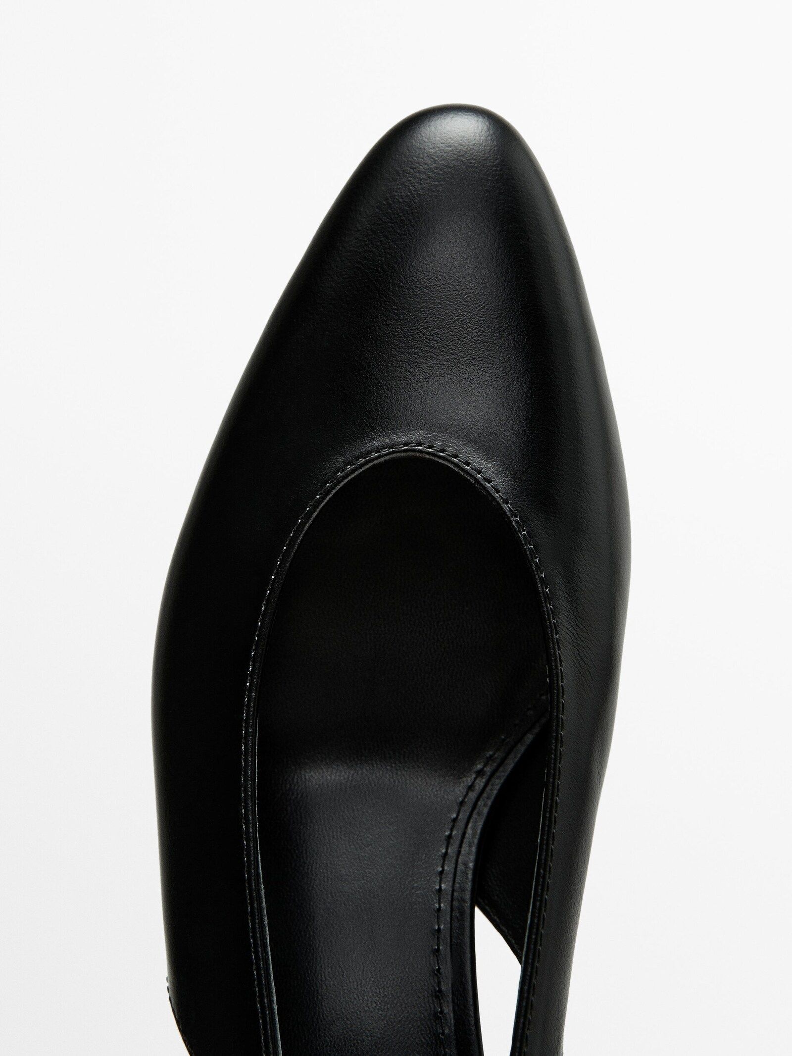 Round toe slingback heeled shoes | Massimo Dutti UK