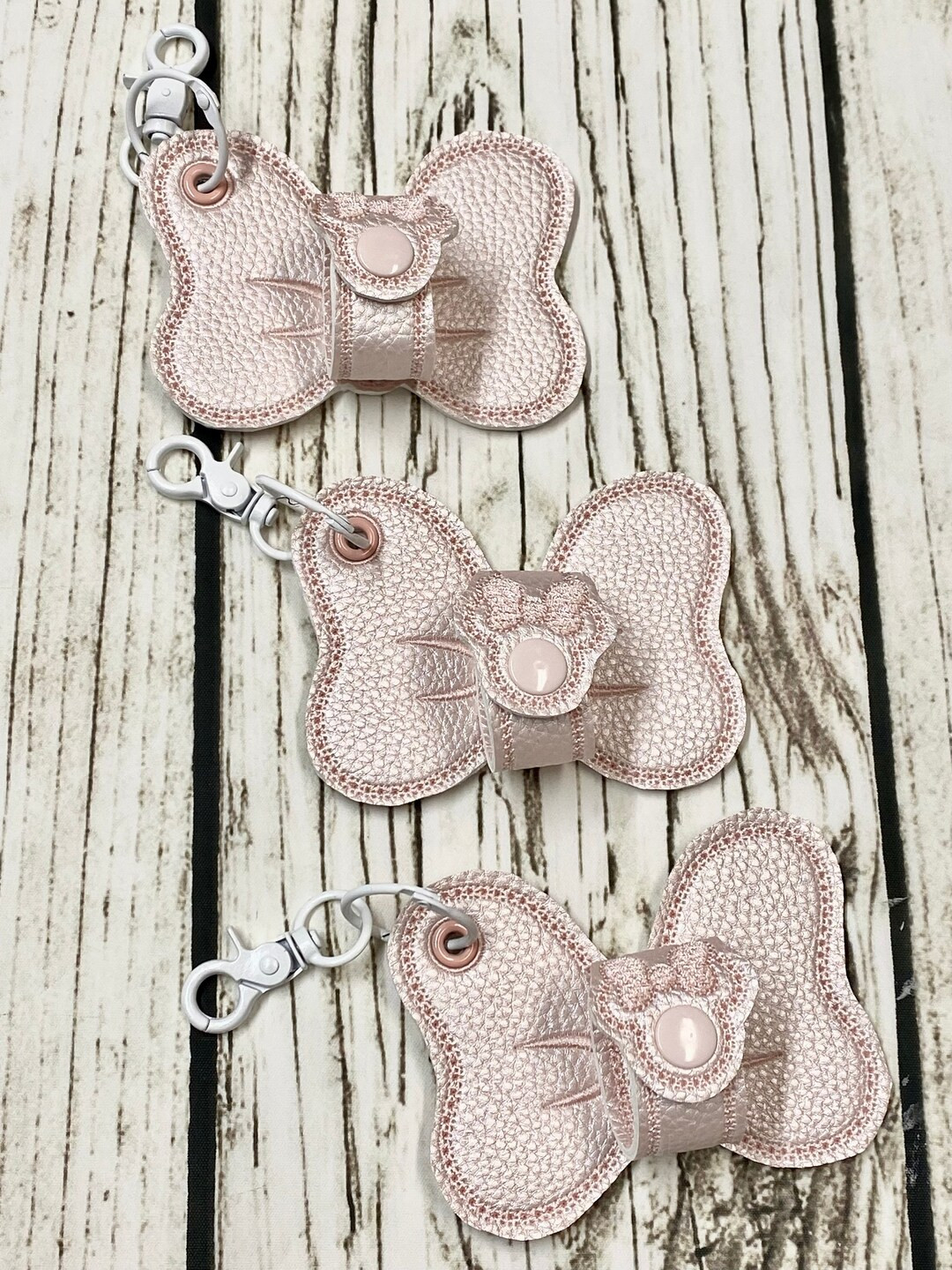Bow Ear Holder, Ear Holder, Minnie Ear Holder - Etsy | Etsy (US)