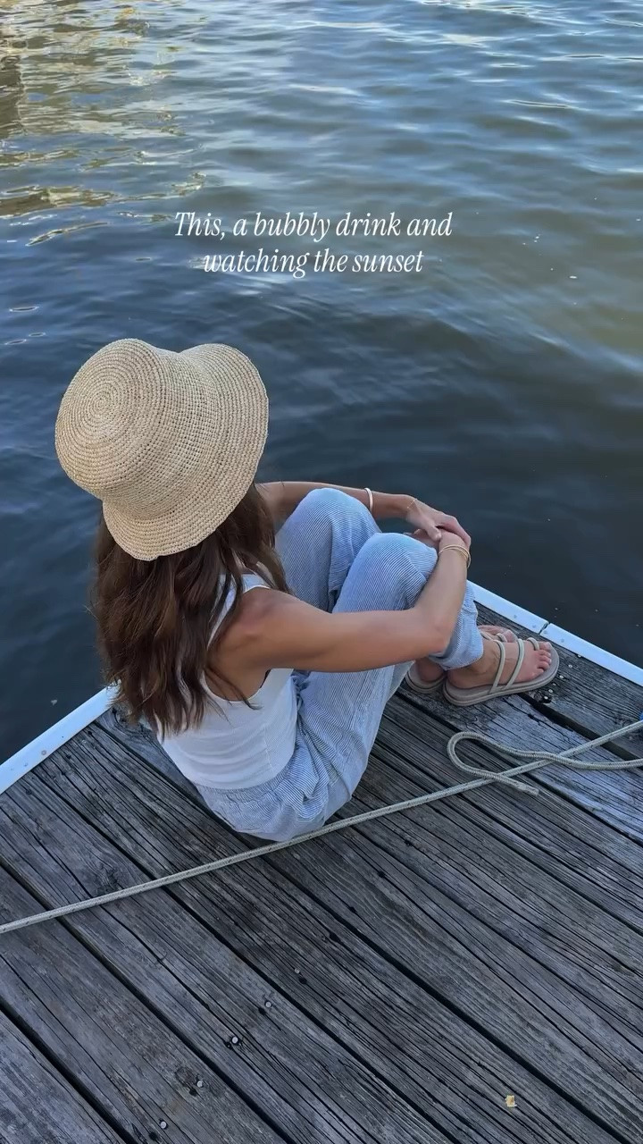 Summer coastal outfit

#LTKootd #LTKmomlife #LTKdayinmylife