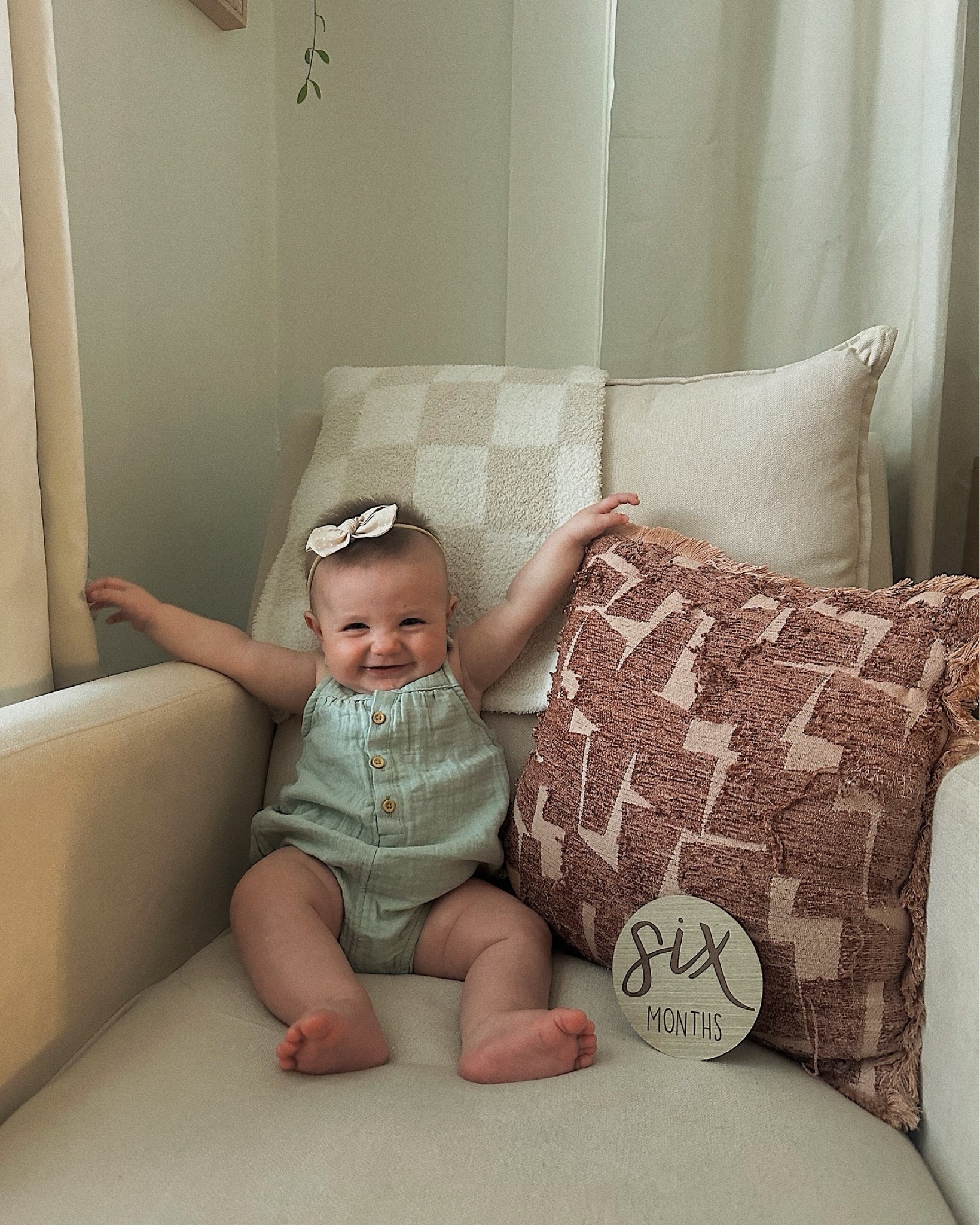 Small bow headbands, 12 for $12 

#newbaby #girlmom #baby

#LTKKids #LTKBump #LTKBaby