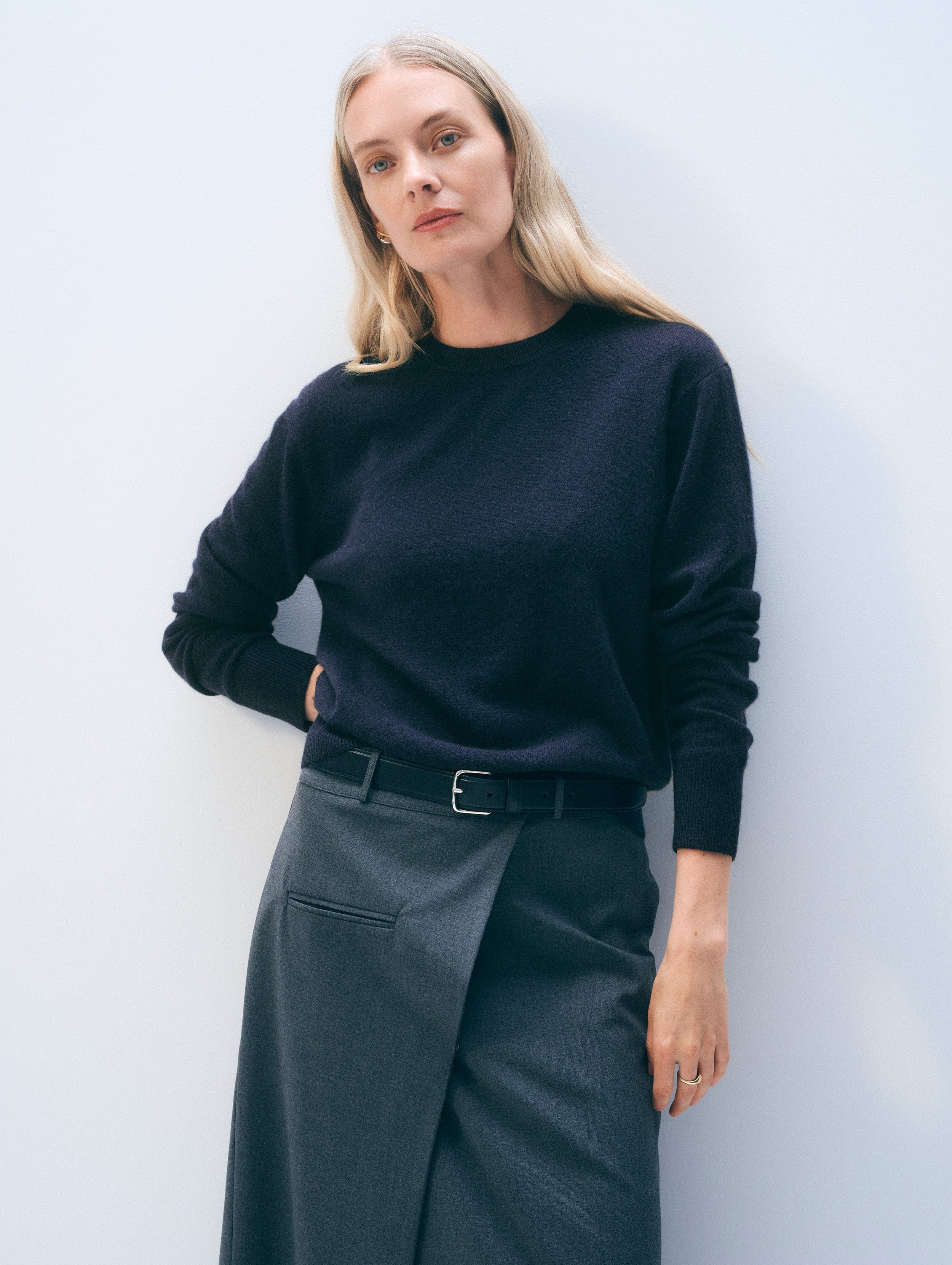 Cashmere Crewneck | Deep Navy | White and Warren