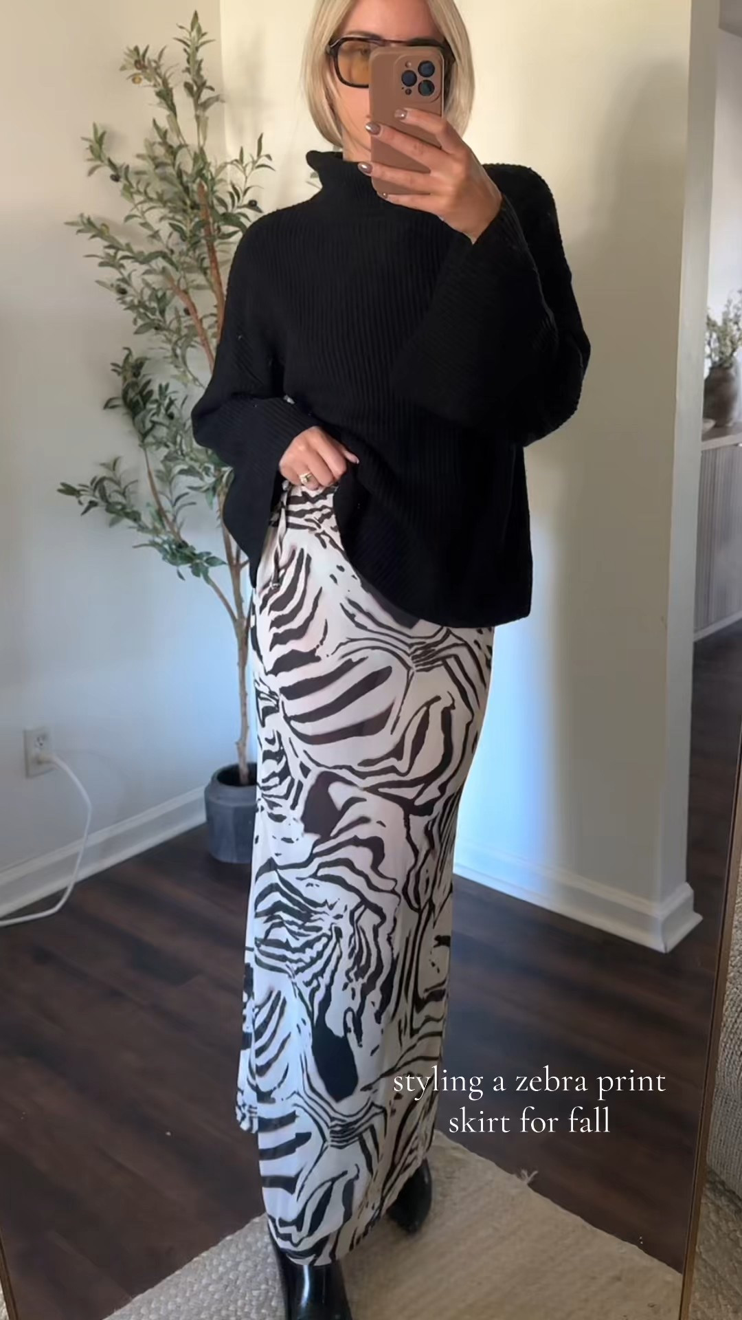 Fall ootd, fall fashion, fall outfit Inspo, maxi skirt outfit 

#LTKFindsUnder50 #LTKFindsUnder100 #LTKootd