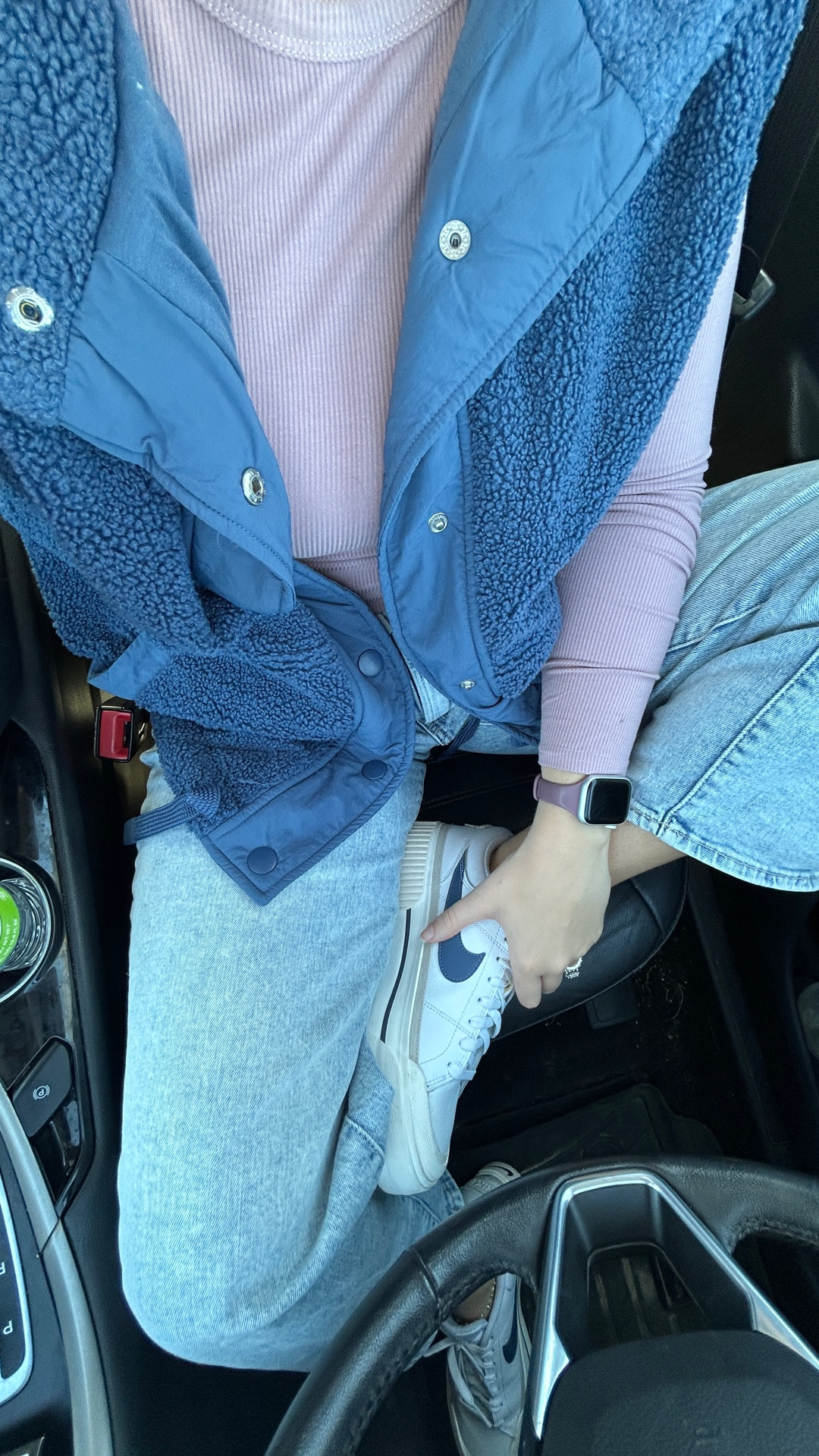 a little fall fit for you! ✨🤎 love a cute, comfy outfit! 

HOC / summer / Beasummer / fleece / vests / ootd 