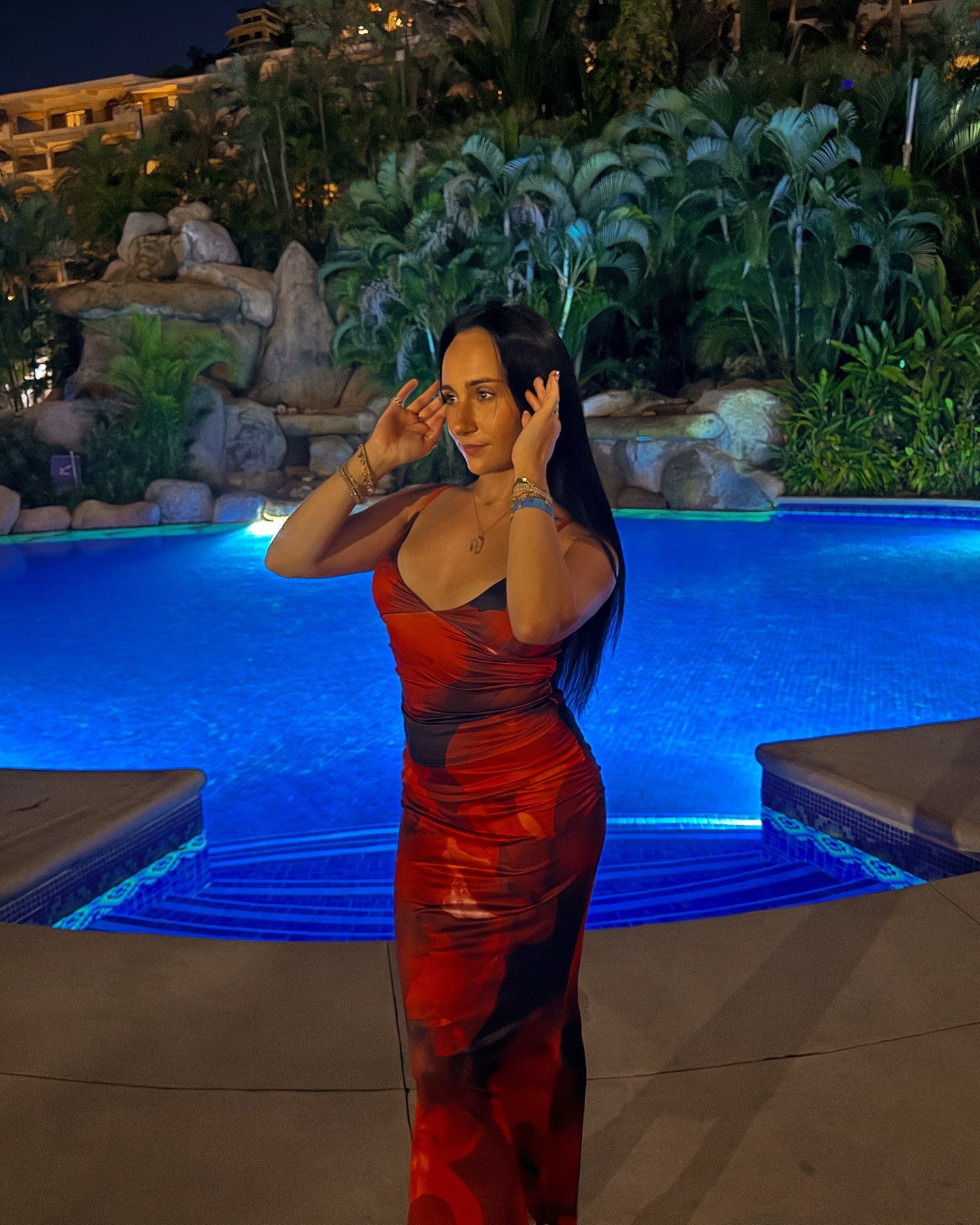 Does this pool make me look shallow ?