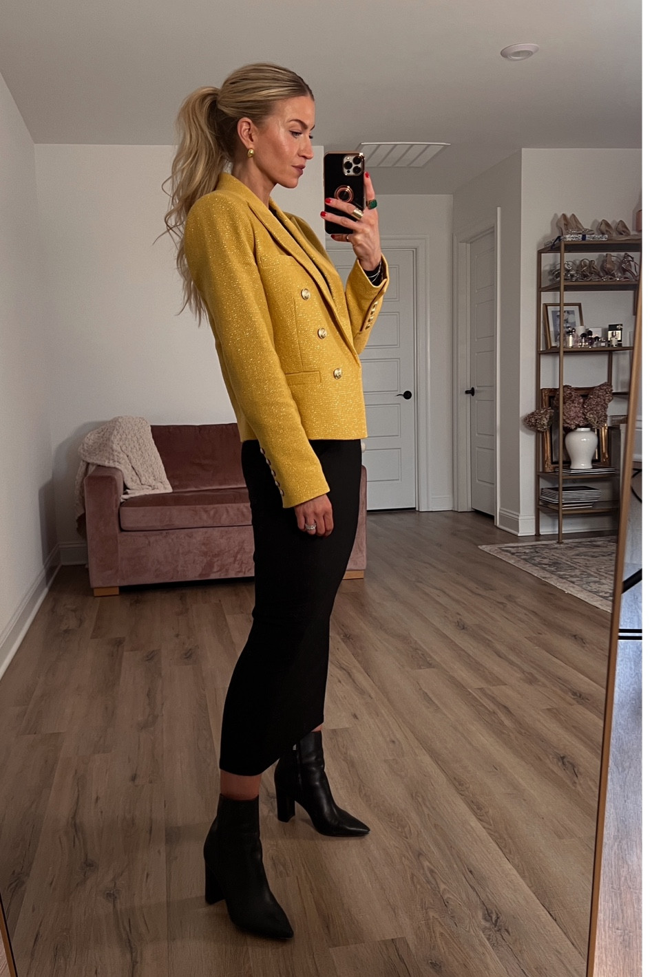 Black dress + gold blazer 

#LTKSeasonal #LTKstyletip #LTKworkwear