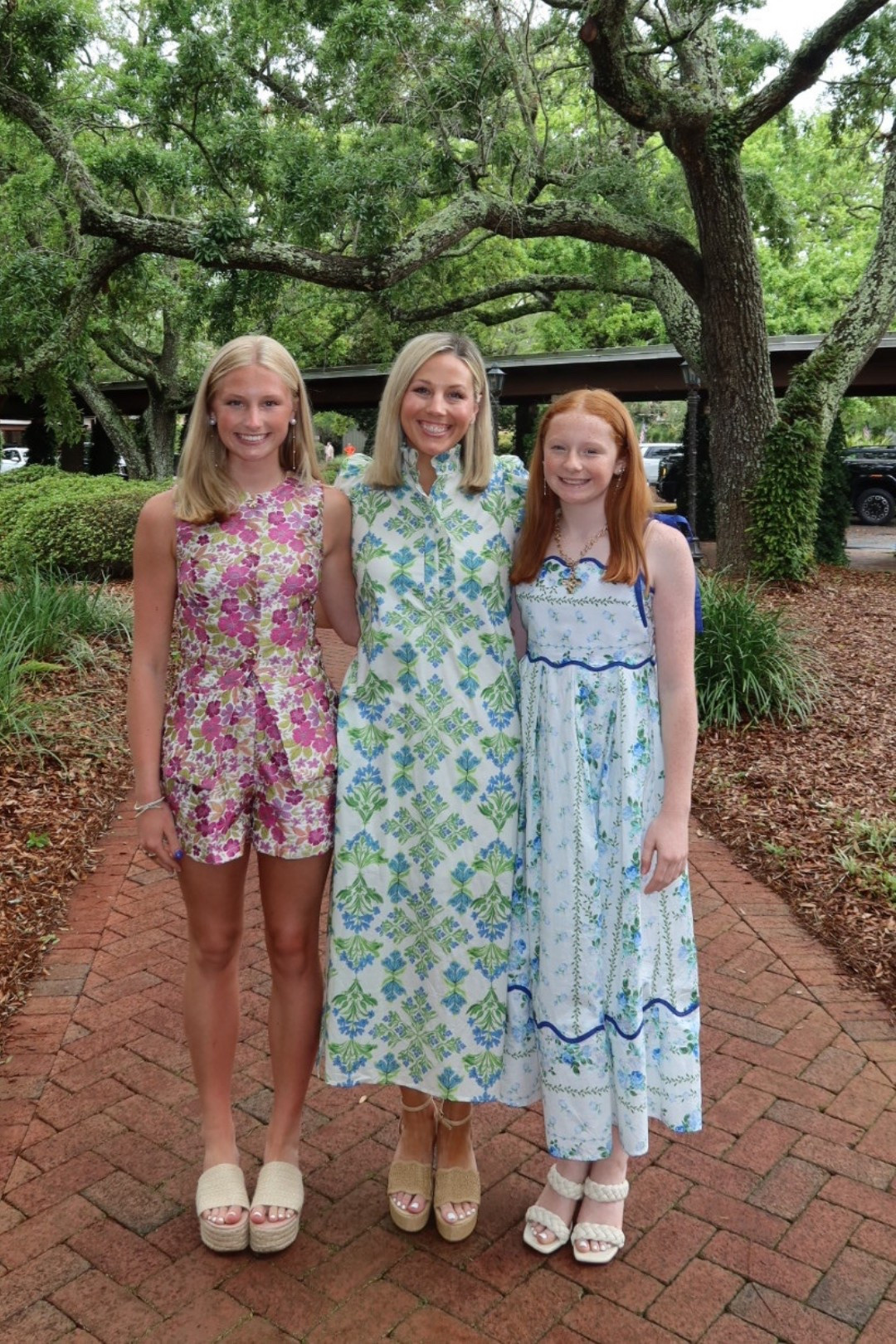 New Avara! Use code Bobbi15 to 15% off your order! Cammie and Caroline are both in the XS and I am in my true size small! Such great options for Mother’s Day!! 🩷🌸

#LTKPetite #LTKmomlife #LTKootd